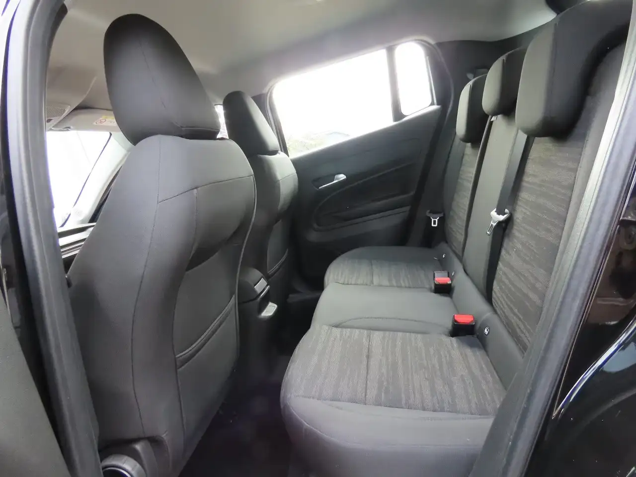 Jeep Avenger 1.2 GSE T3 GDI Klimaanlage CarPlay 22