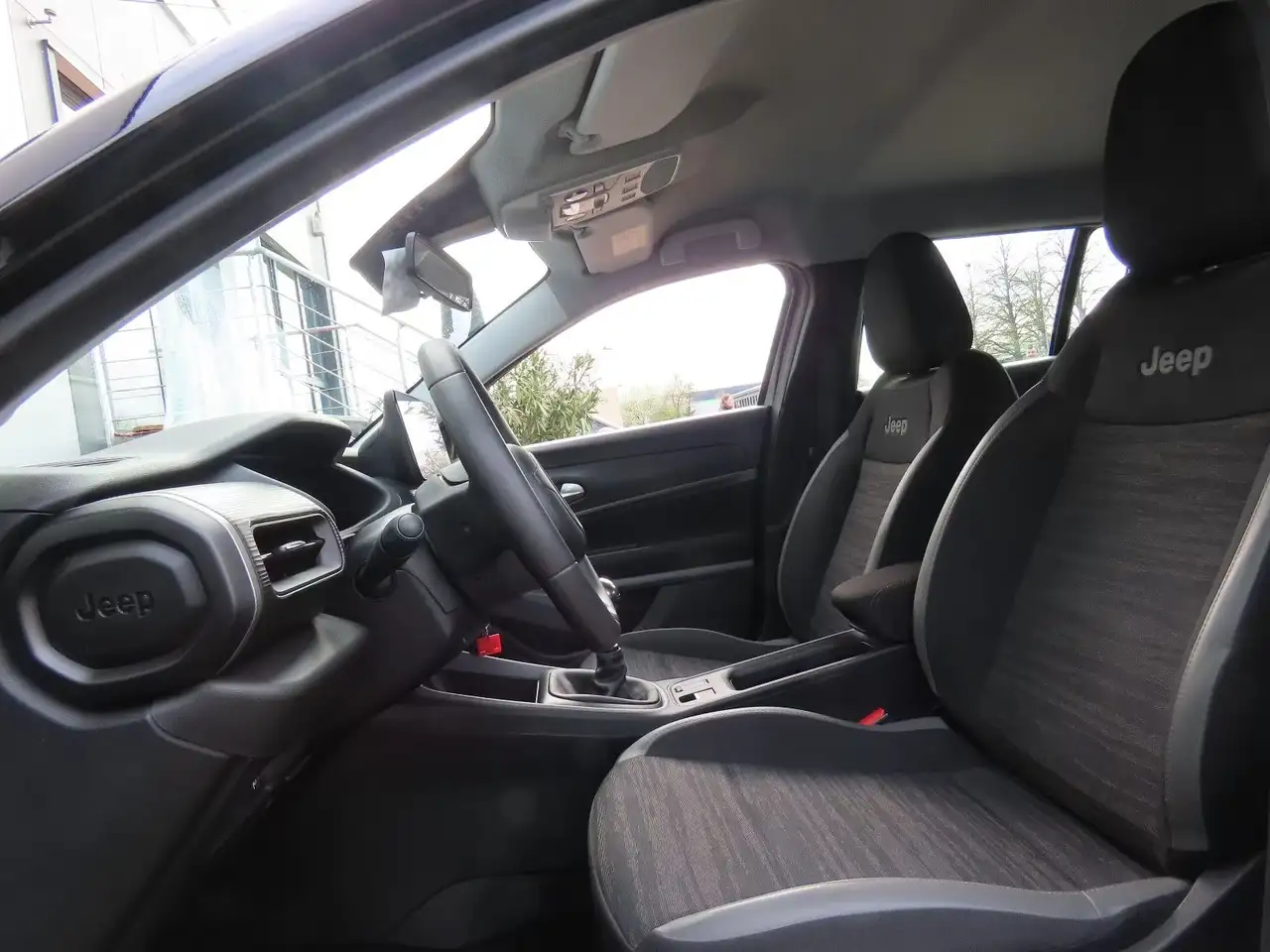 Jeep Avenger 1.2 GSE T3 GDI Klimaanlage CarPlay 11