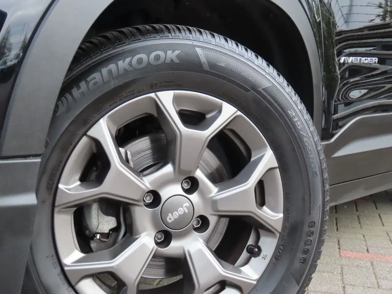 Jeep Avenger 1.2 GSE T3 GDI Klimaanlage CarPlay 33