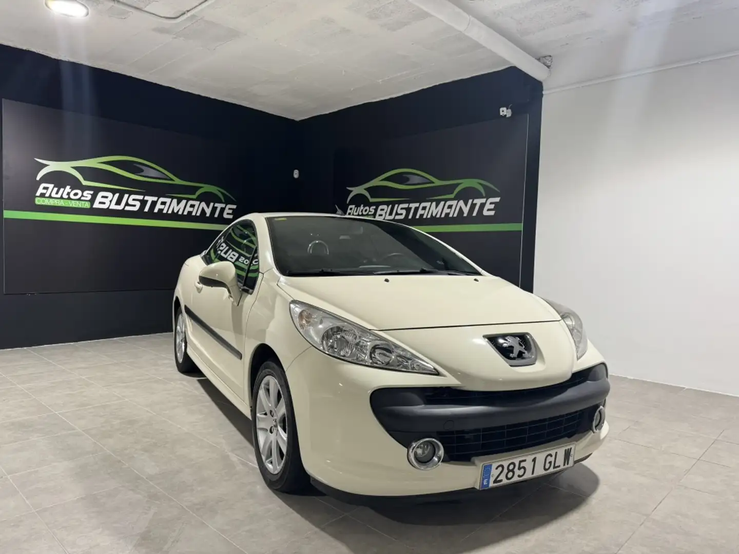 Peugeot 207 CC 1.6 VTi Blanco - 1