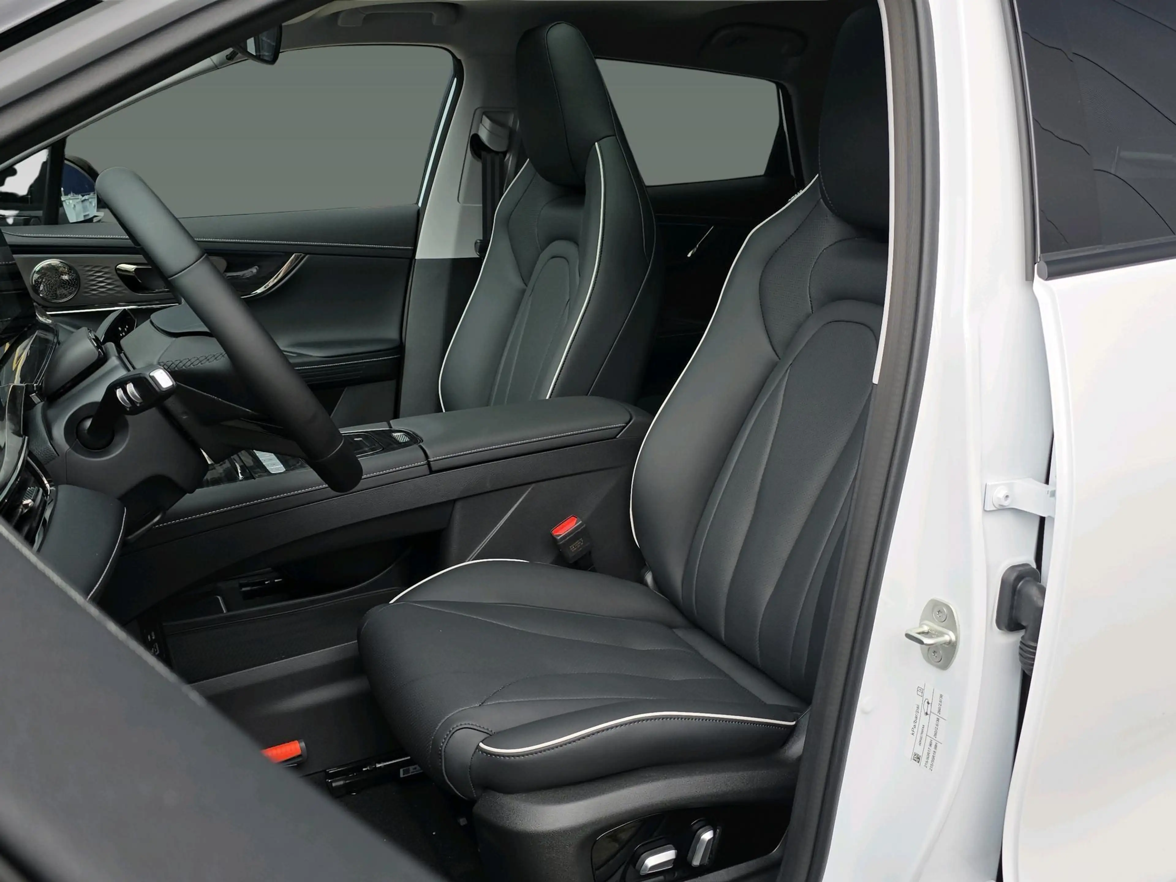 Omoda 5 1.6 T-GDi SHS-H Premium — photo 12