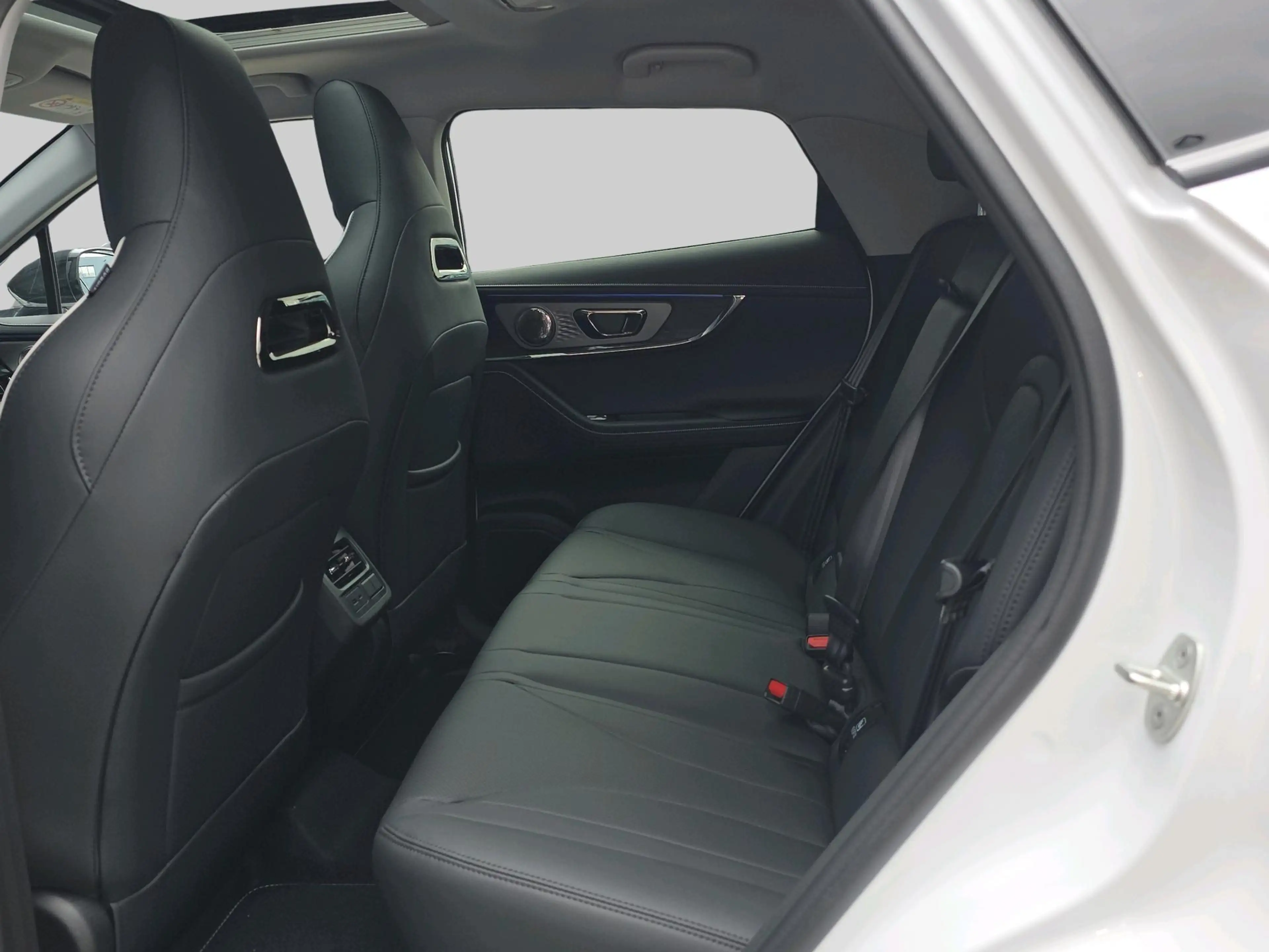 Omoda 5 1.6 T-GDi SHS-H Premium — photo 6