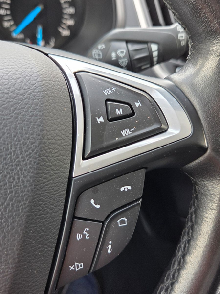 Ford S-Max S-MAX Trend LED NAVI Winterpaket M&S Räder — photo 32