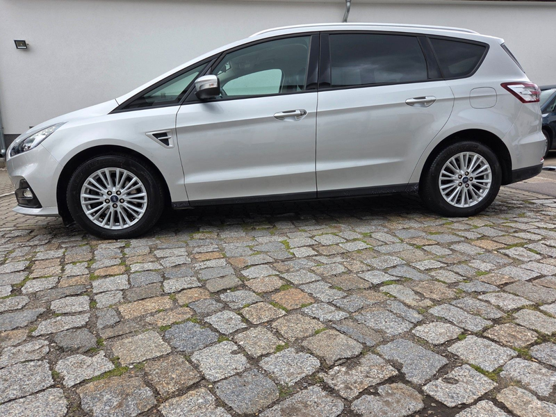 Ford S-Max S-MAX Trend LED NAVI Winterpaket M&S Räder — photo 2