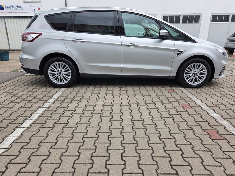 Ford S-Max S-MAX Trend LED NAVI Winterpaket M&S Räder — photo 6