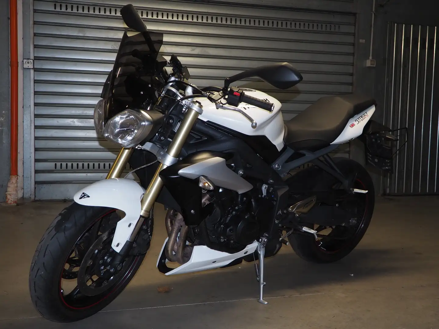 Triumph Street Triple 675 ABS bijela - 2