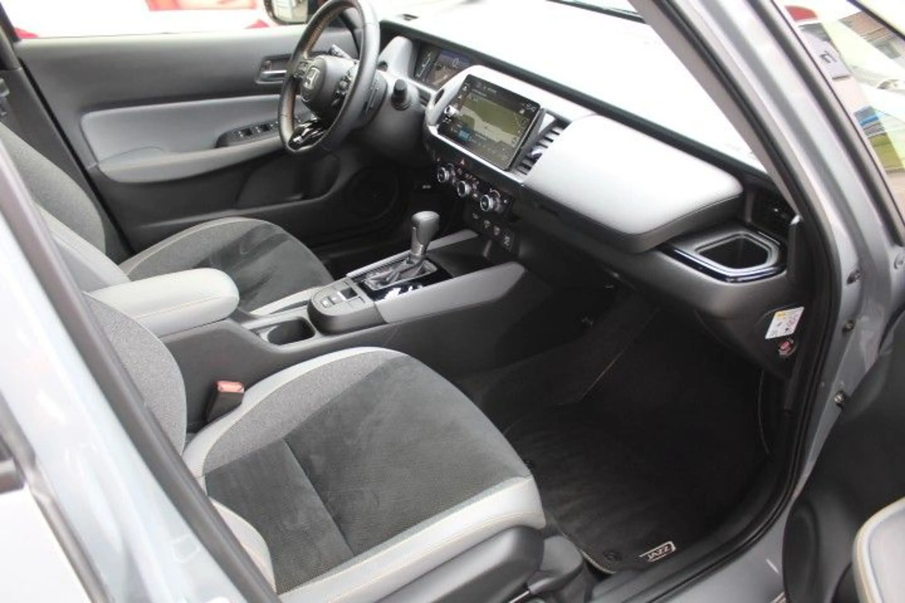 Honda Jazz Advance Sport — photo 6