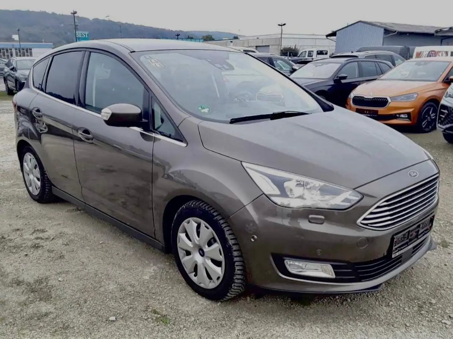 Ford C-Max Titanium Ford C-Max 2,0 TDCI Braun - 1