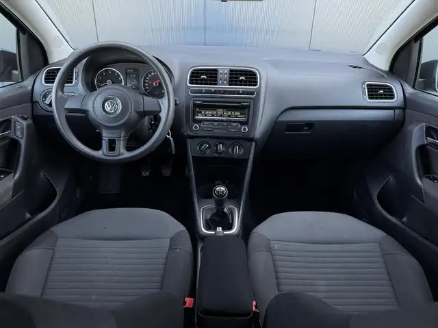 Volkswagen Polo view 15