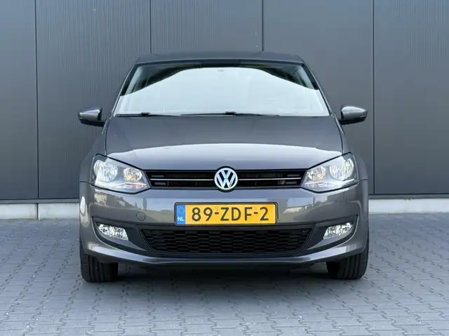 Volkswagen Polo view 7