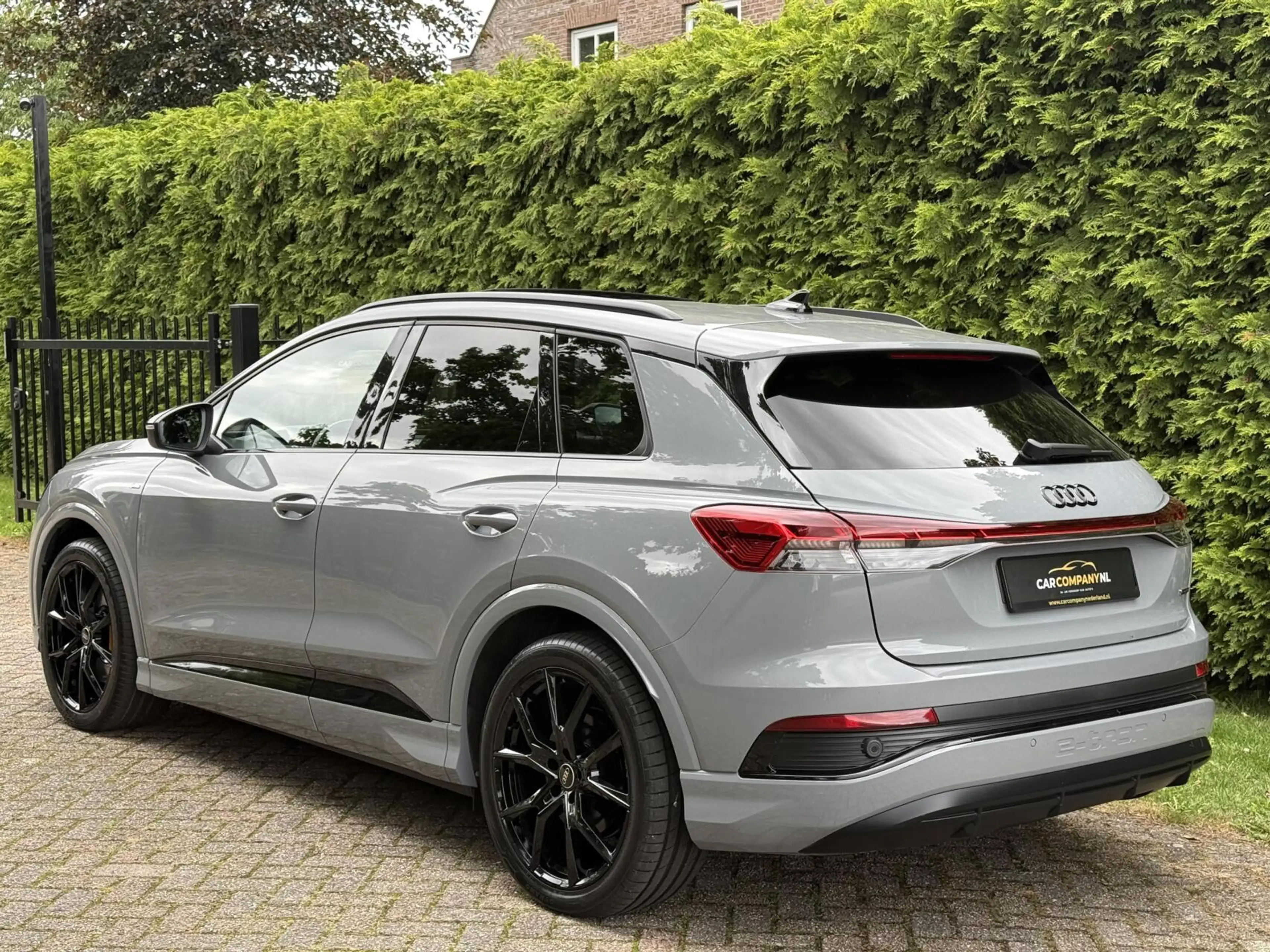 Audi Q4 e-tron 50|QUATTRO|SLINE|PANORAMADAK|NARDO GREY|77kwh — photo 11
