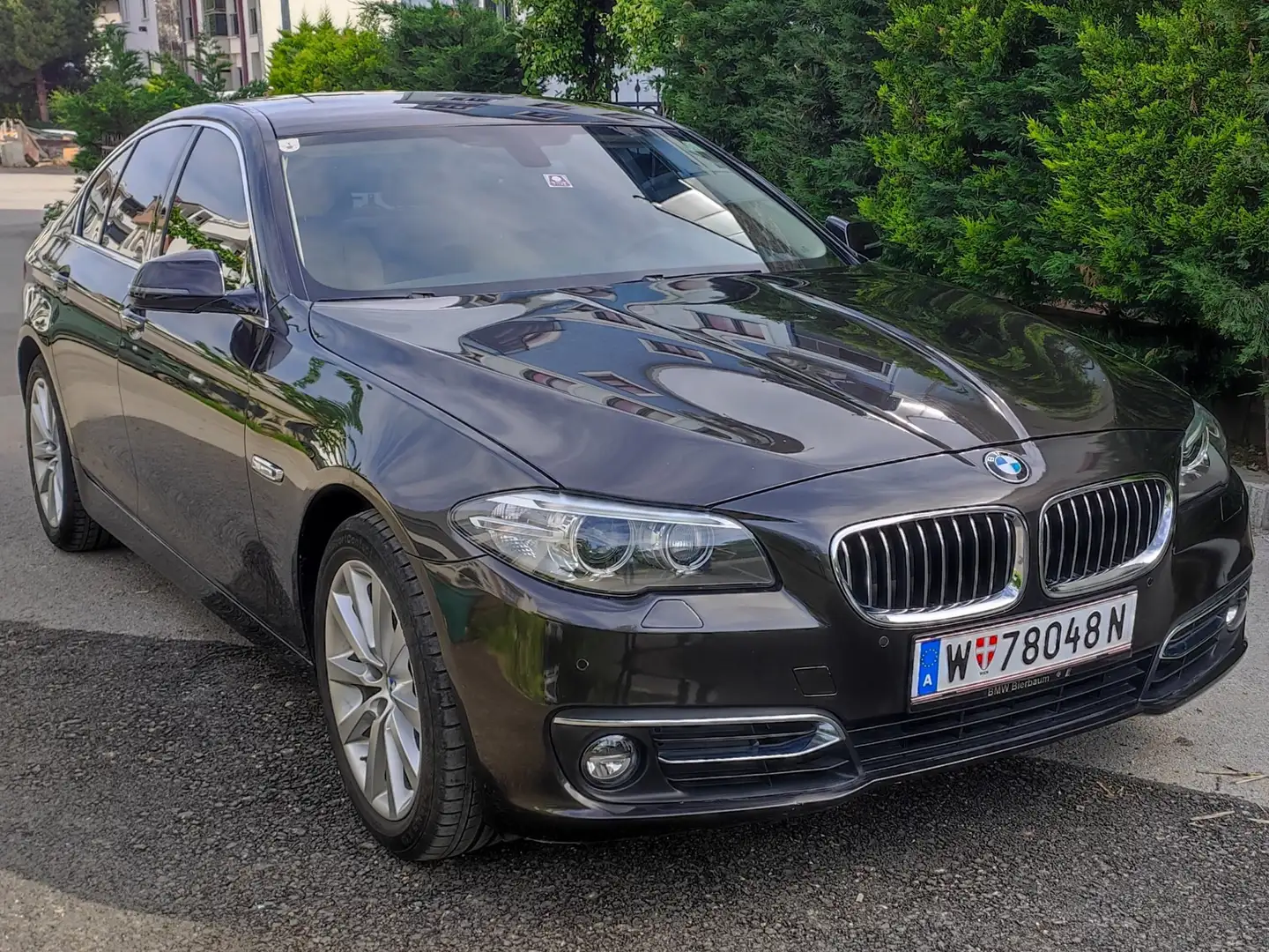 BMW 520 xDrive 520d F10 Limousine Marrón - 1