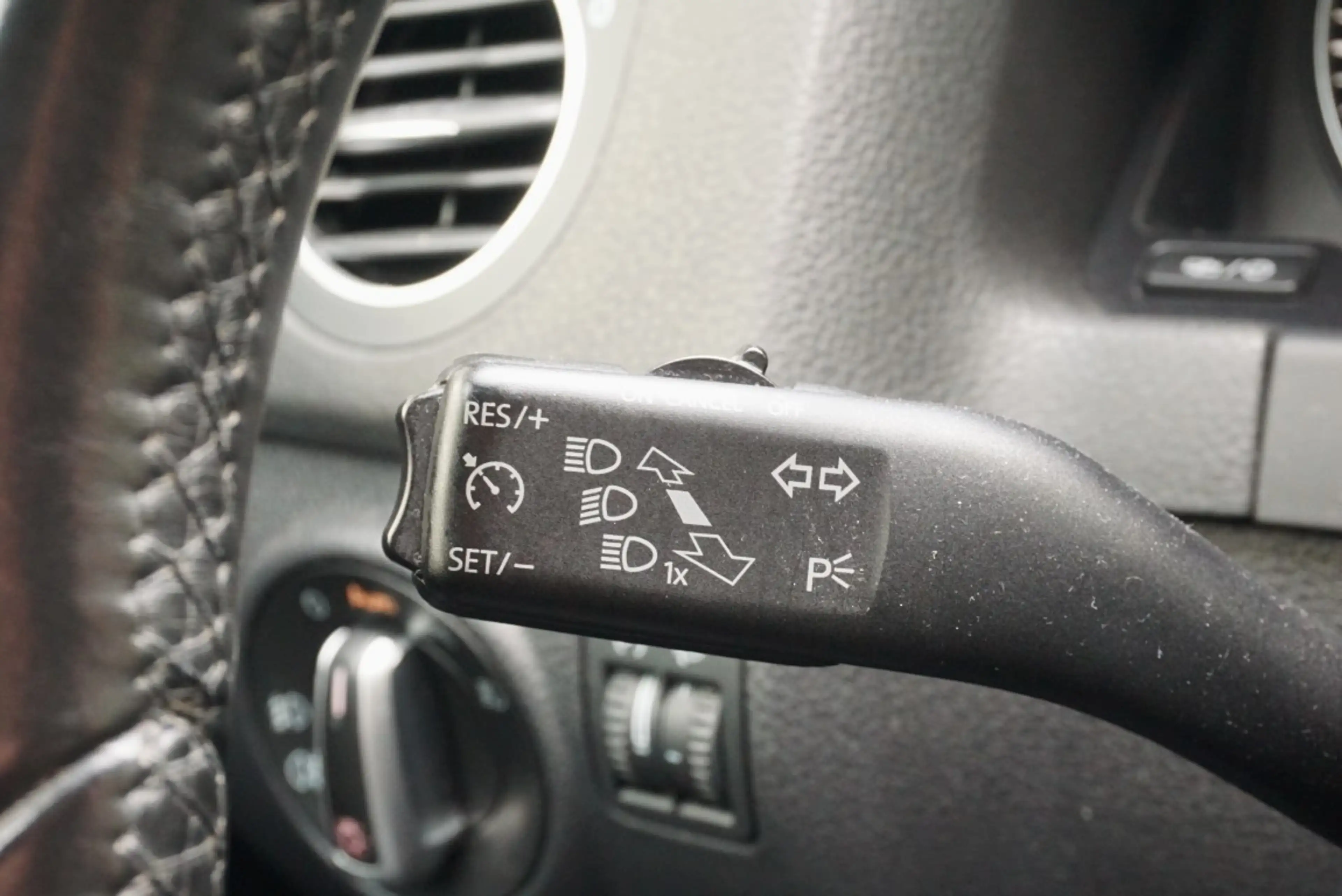 Volkswagen Golf Plus 1.4 TSI Highline — photo 15