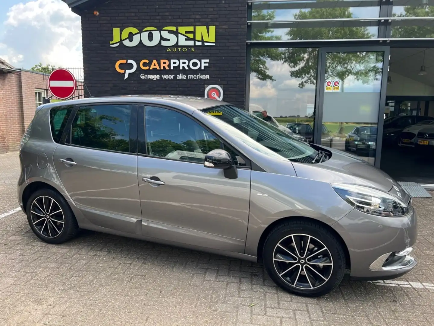 Renault Scenic 1.2 TCE BOSE Grijs - 2