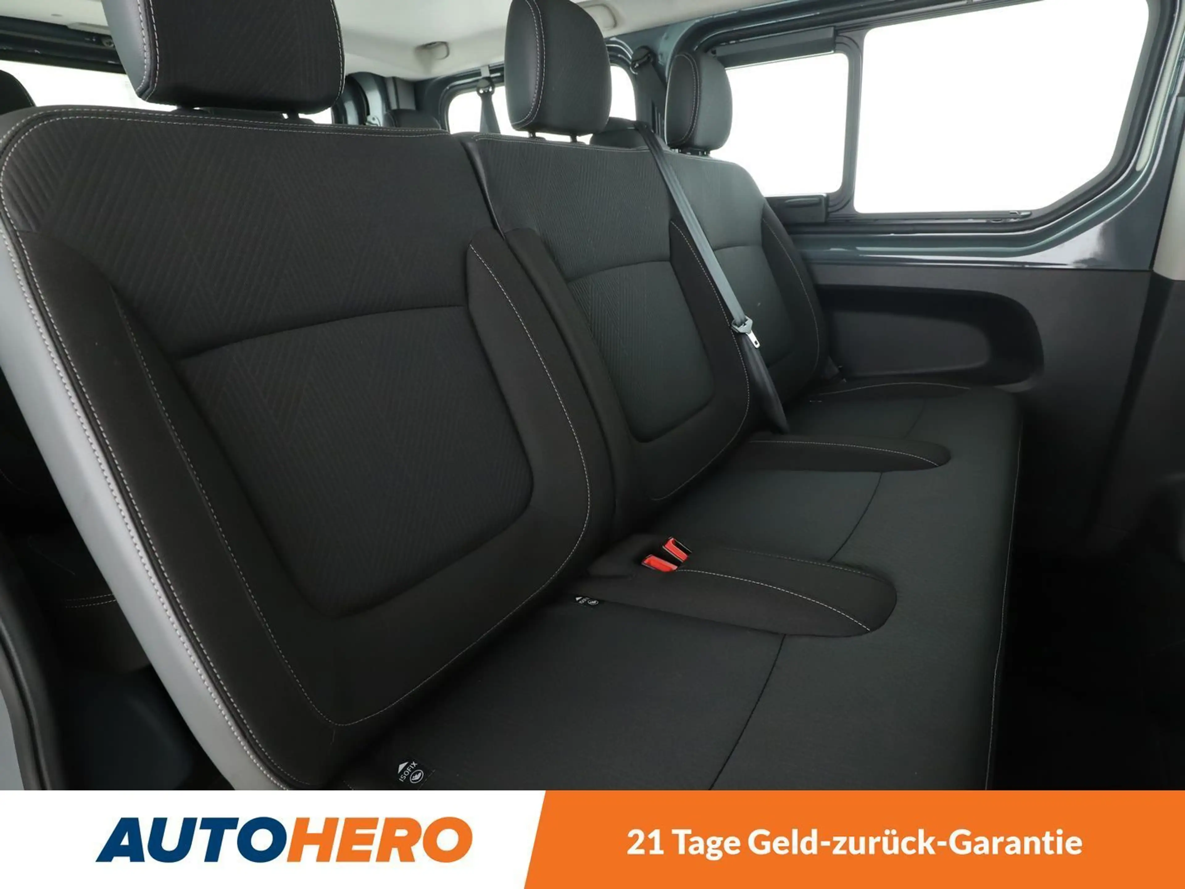 Nissan NV300 2.0 dCi L1H1 2,8t N-CONNECTA*9-SITZER*NAVI*CAM* — photo 14