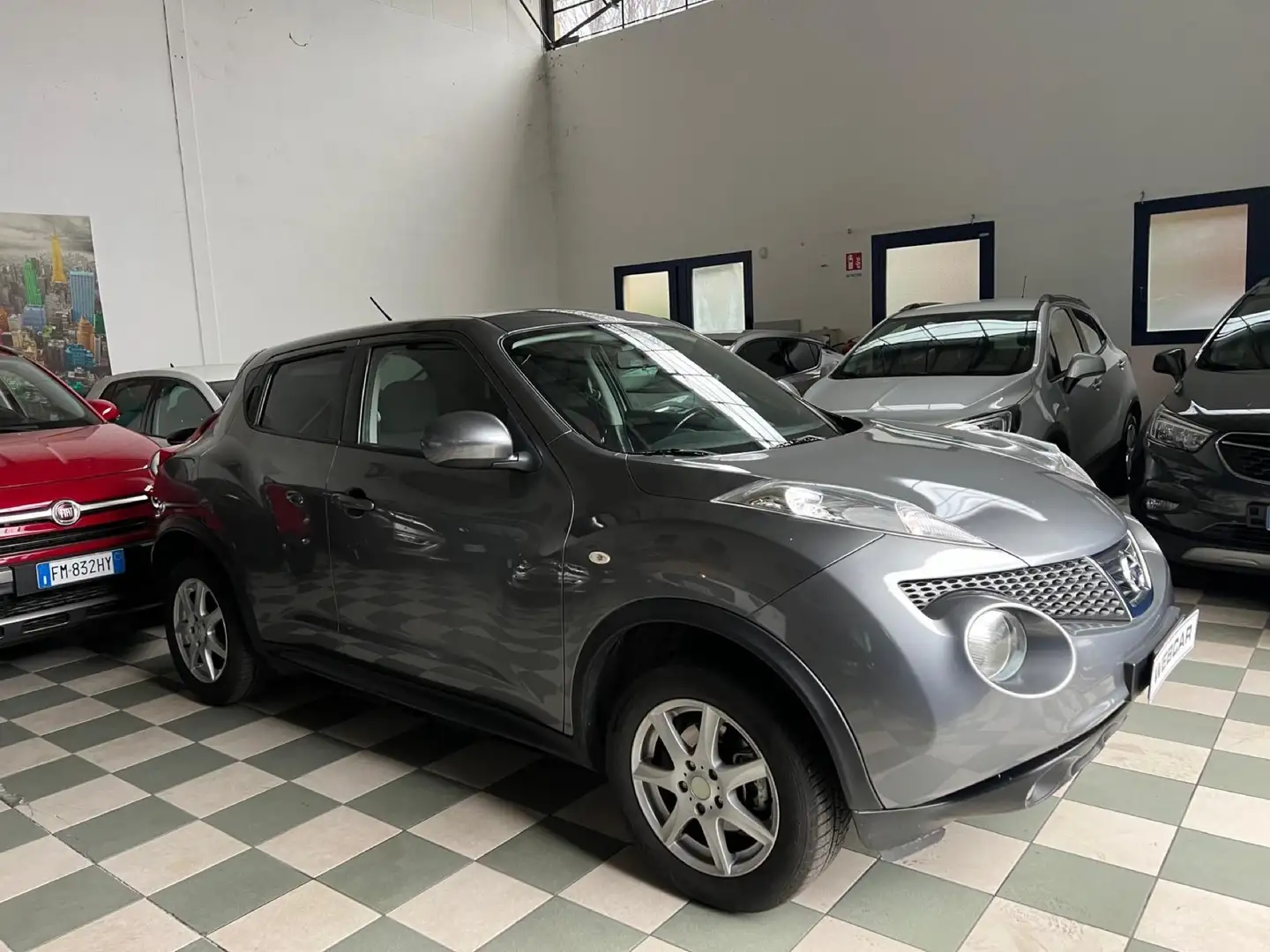Nissan Juke 1.6 Acenta Gris - 1