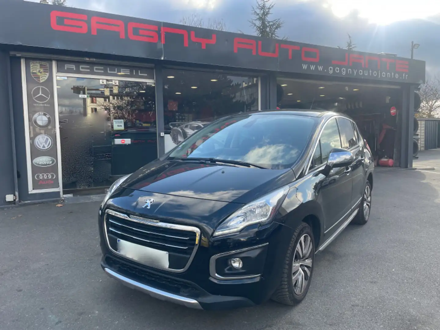 Peugeot 3008 1.6 THP 16V 165CH ALLURE S\u0026S EAT6 Fekete - 1