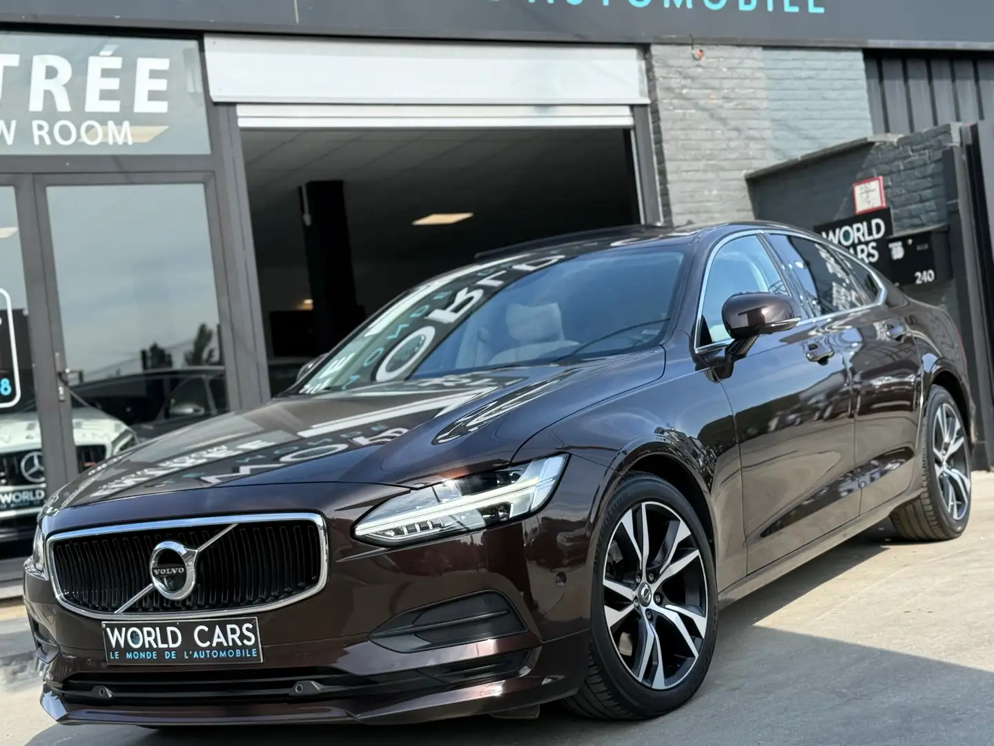 Volvo S90 2.0 D3 Geartronic DISTRO TOIT OUV. CAMERA FULL OP. Brown - 1