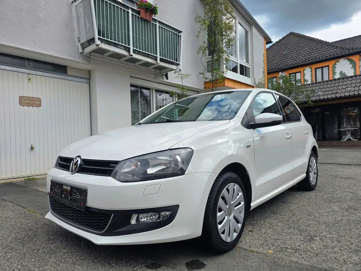 Volkswagen Polo V Life !! Partikelfilter + AGR neu !! Weiß - 1
