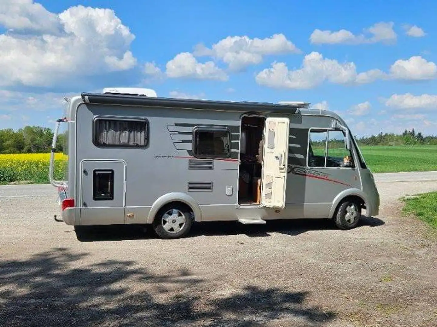 Caravans-Wohnm Hymer Exis I 562 Grau - 2
