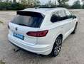Volkswagen Touareg 3.0 V6 TDI R-Line 4Motion Weiß - thumbnail 5