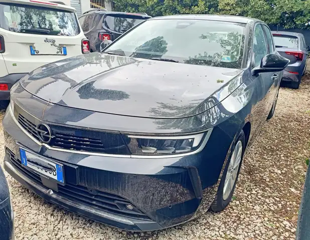 Opel Astra 1.2 t Elegance s