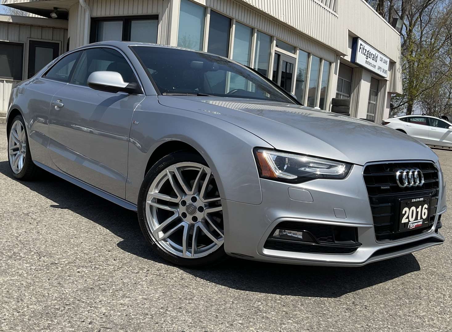 2016 Audi A5 2.0T Technik Quattro 8A - LEATHER! NAV! BACK-UP CA