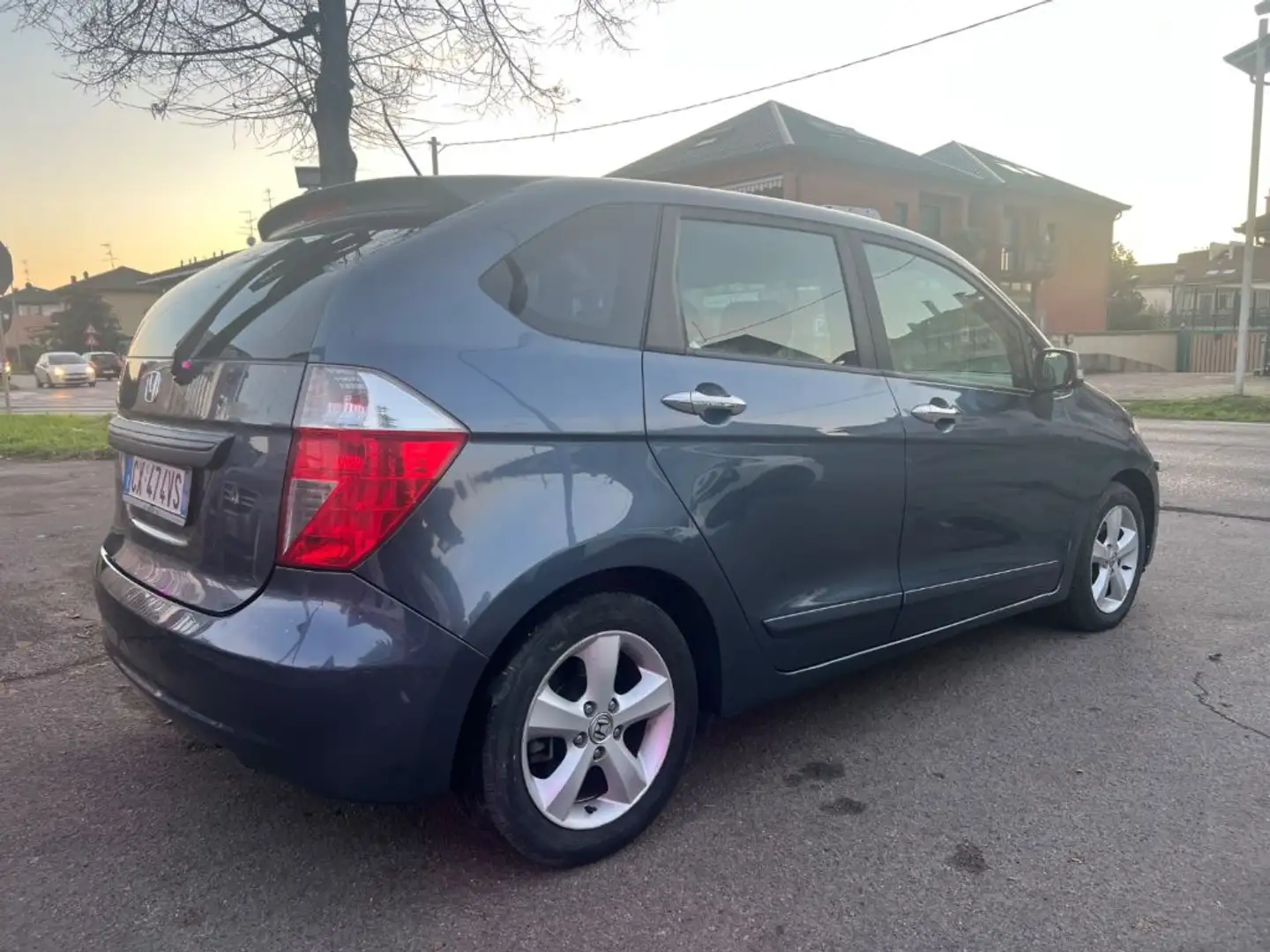 Honda FR-V 2.2 16V i-CTDi Comfort Gri - 2