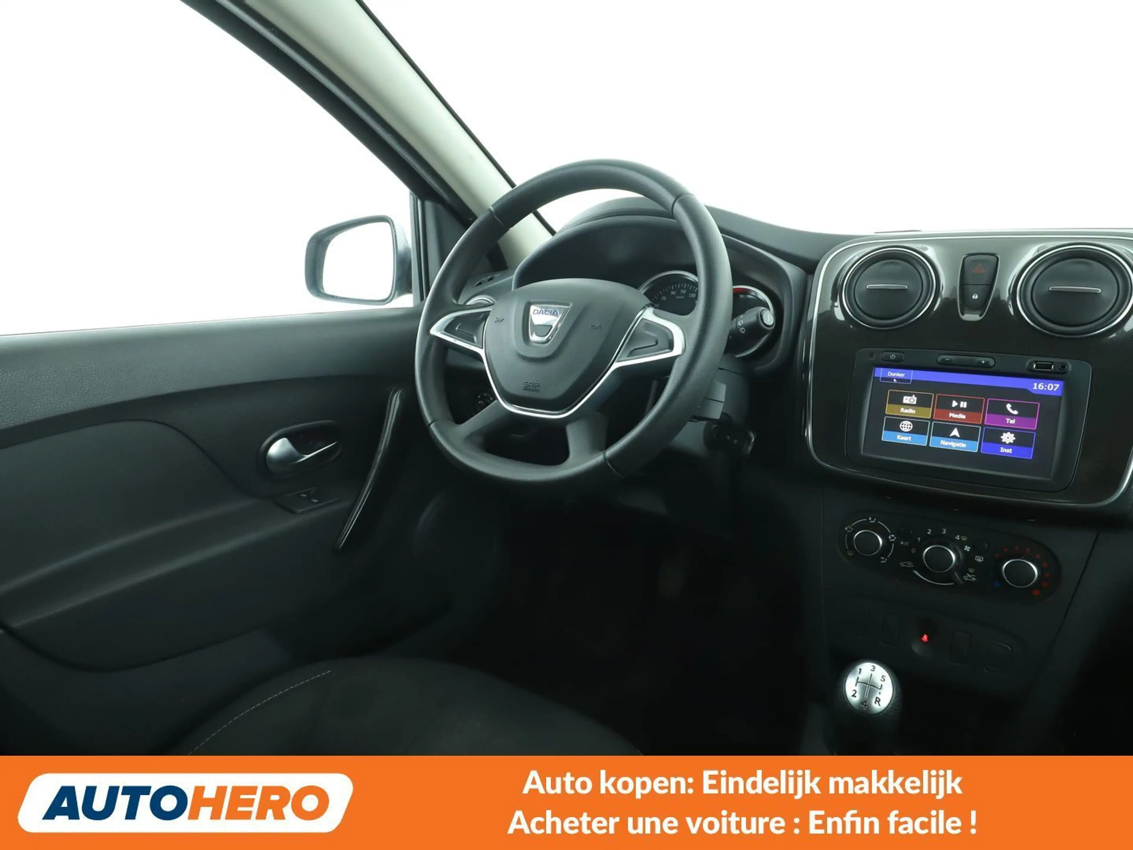 Dacia Logan 0.9 TCe Laureate — photo 15