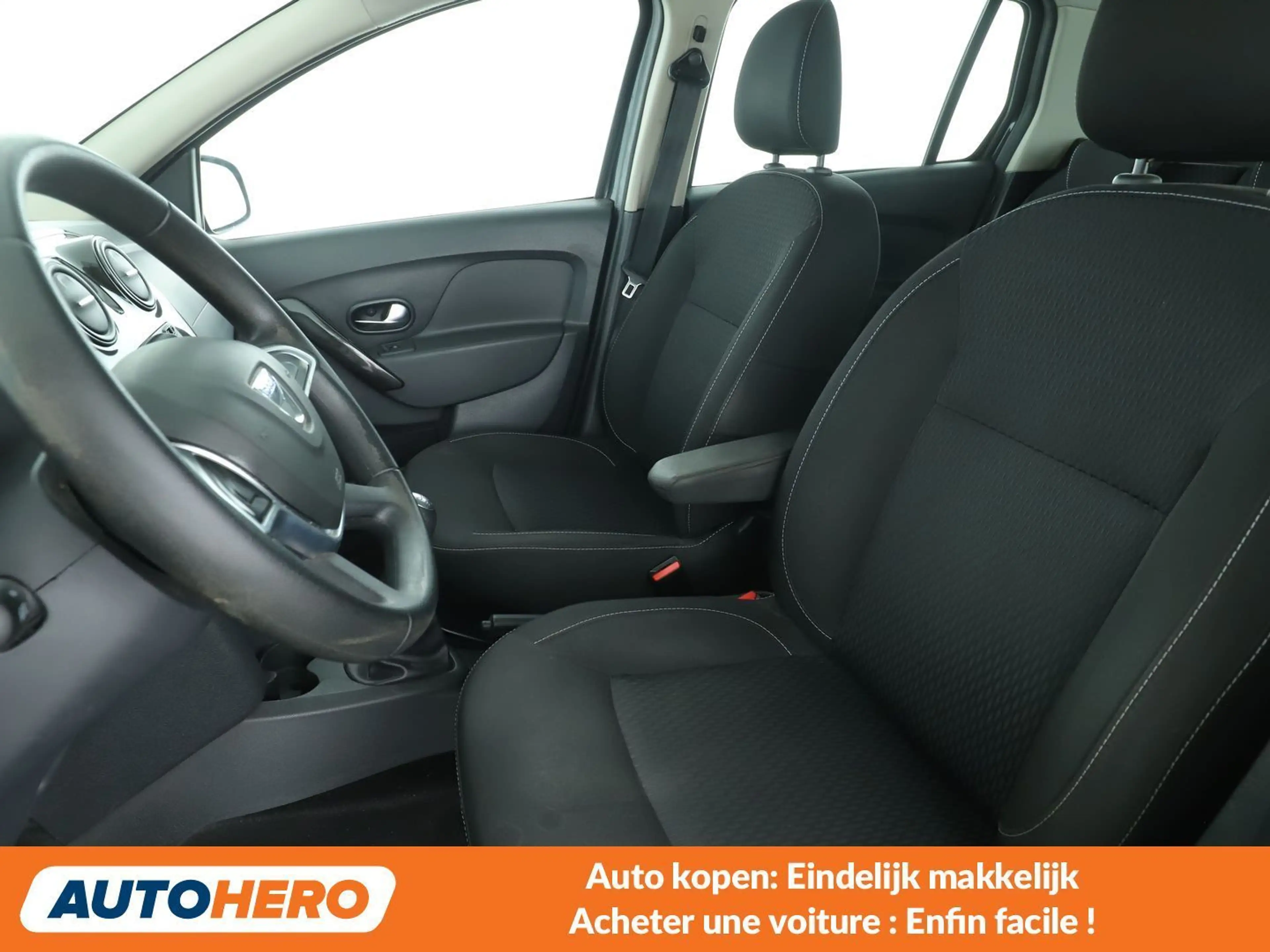 Dacia Logan 0.9 TCe Laureate — photo 12