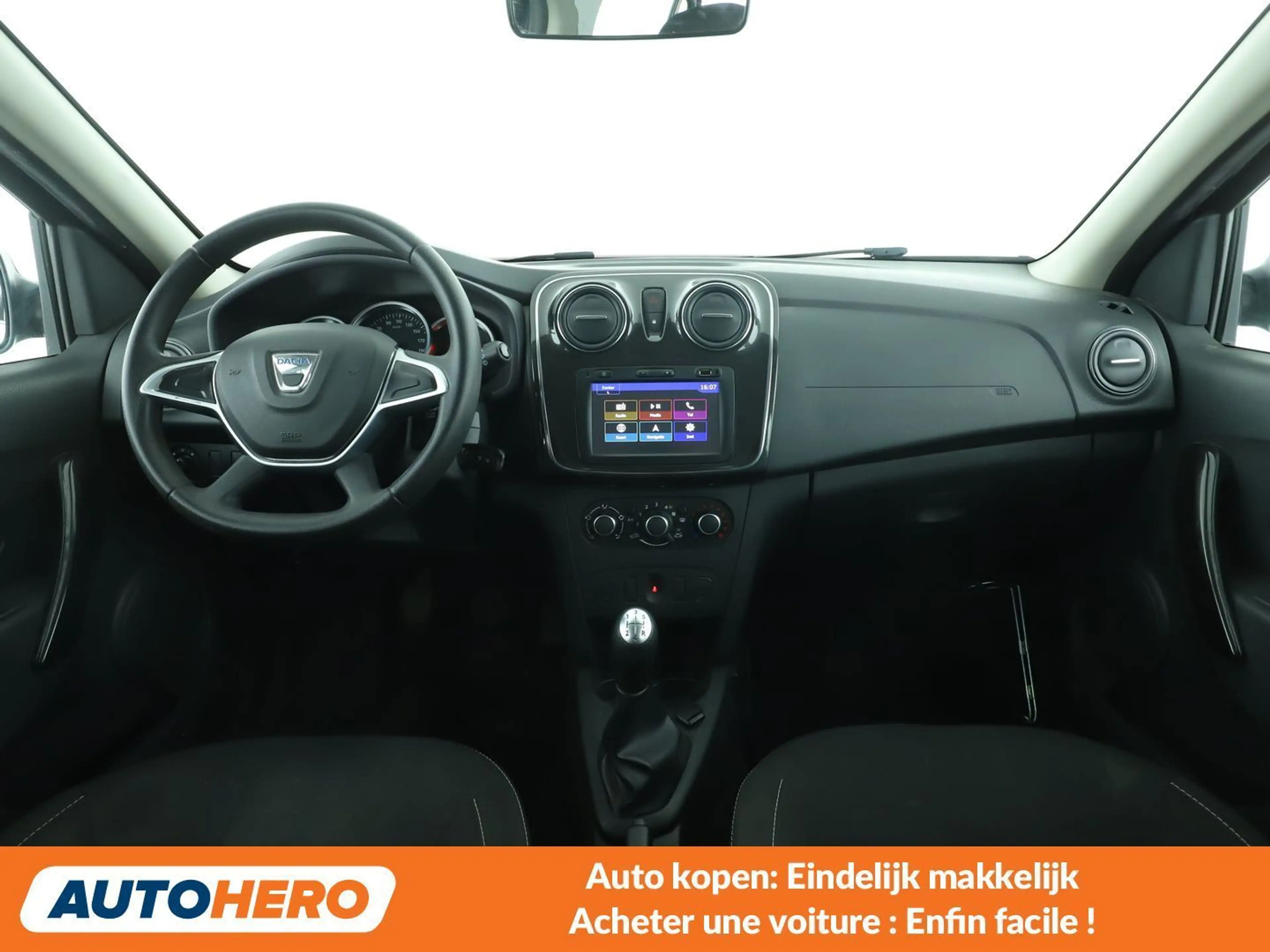 Dacia Logan 0.9 TCe Laureate — photo 14