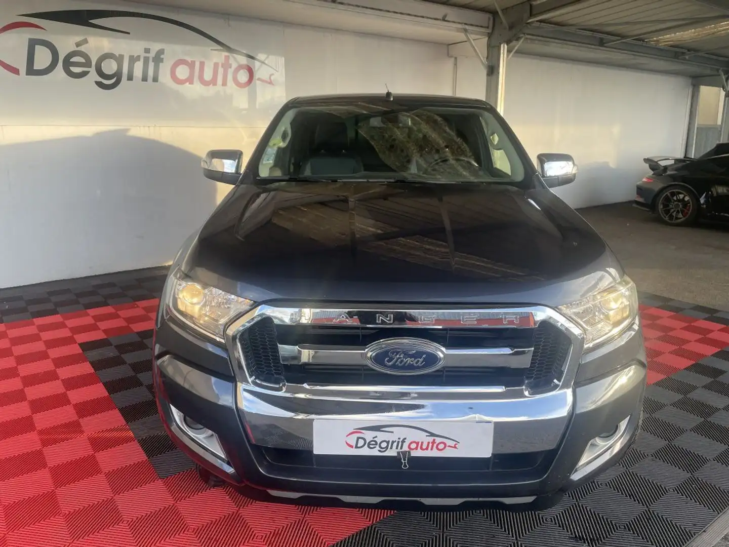 Ford Ranger SUPER CABINE 3.2 TDCi 200 STOPetSTART 4X4 LIMITED Gris - 2