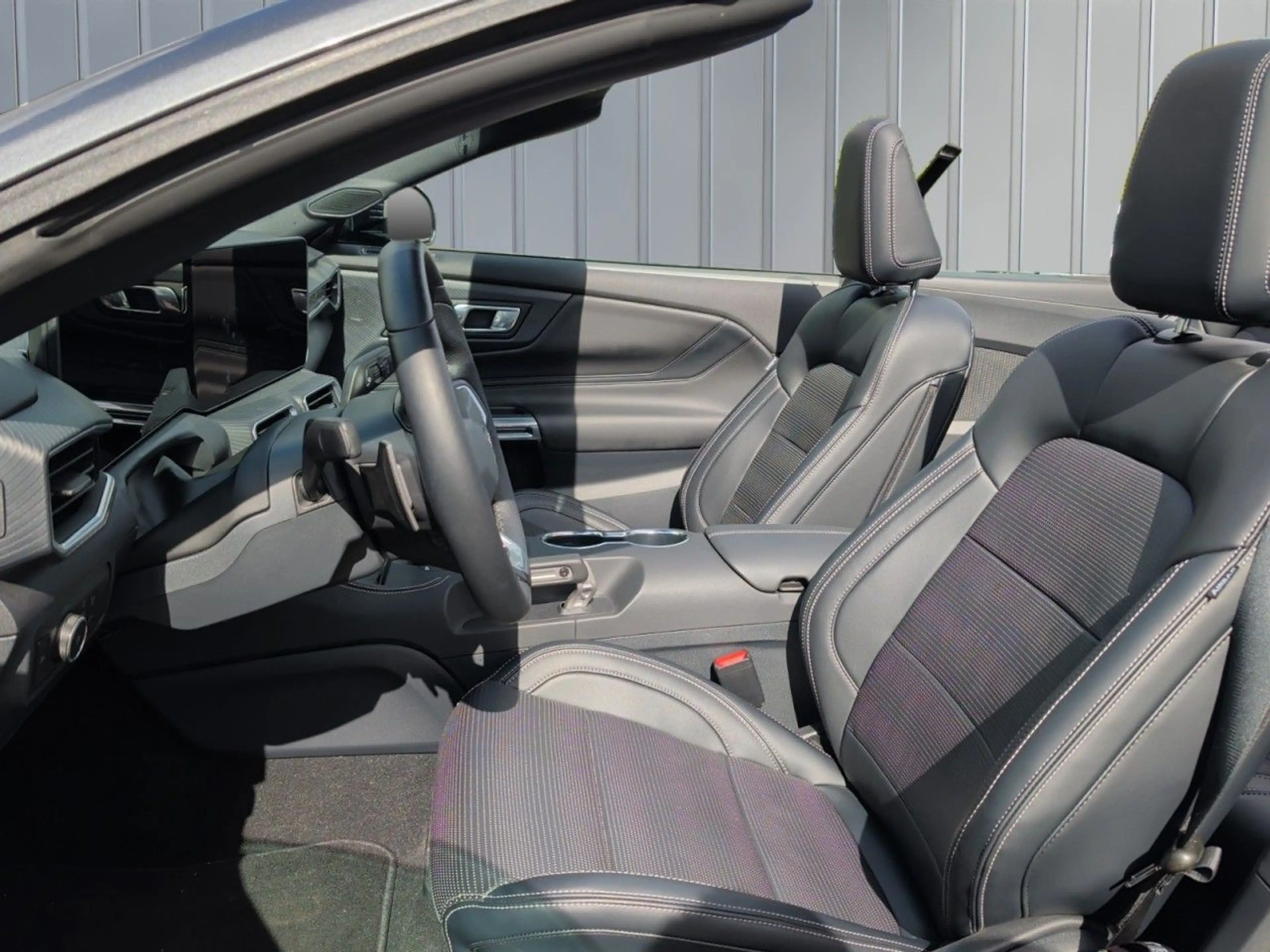 Ford Mustang Cabrio GT V8 Aut.+Magne-Ride+B&O+KeyFree — photo 13