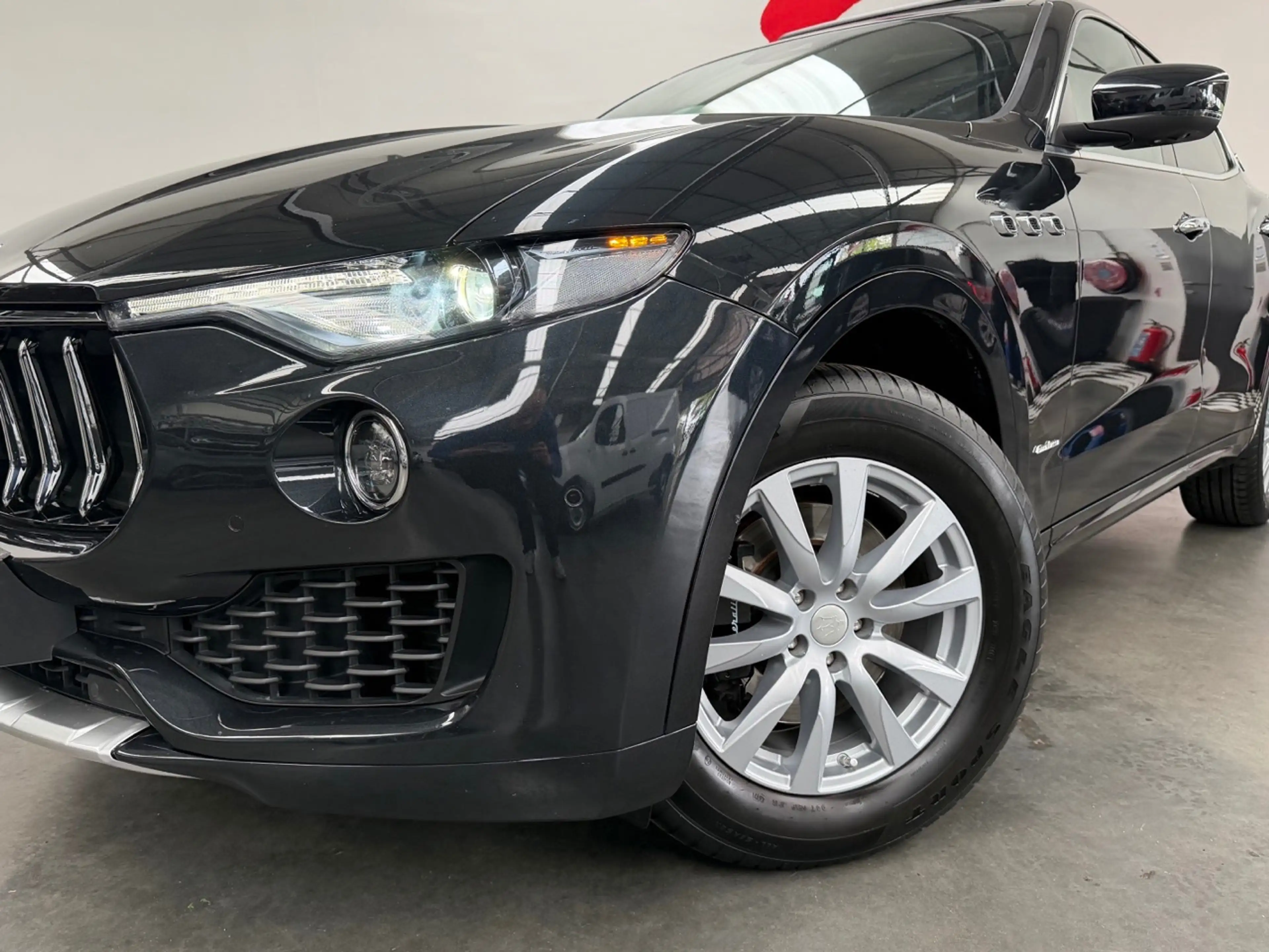 Maserati Levante Levante 3.0 V6 Bi-Turbo 350 Q4 GranSport — photo 6