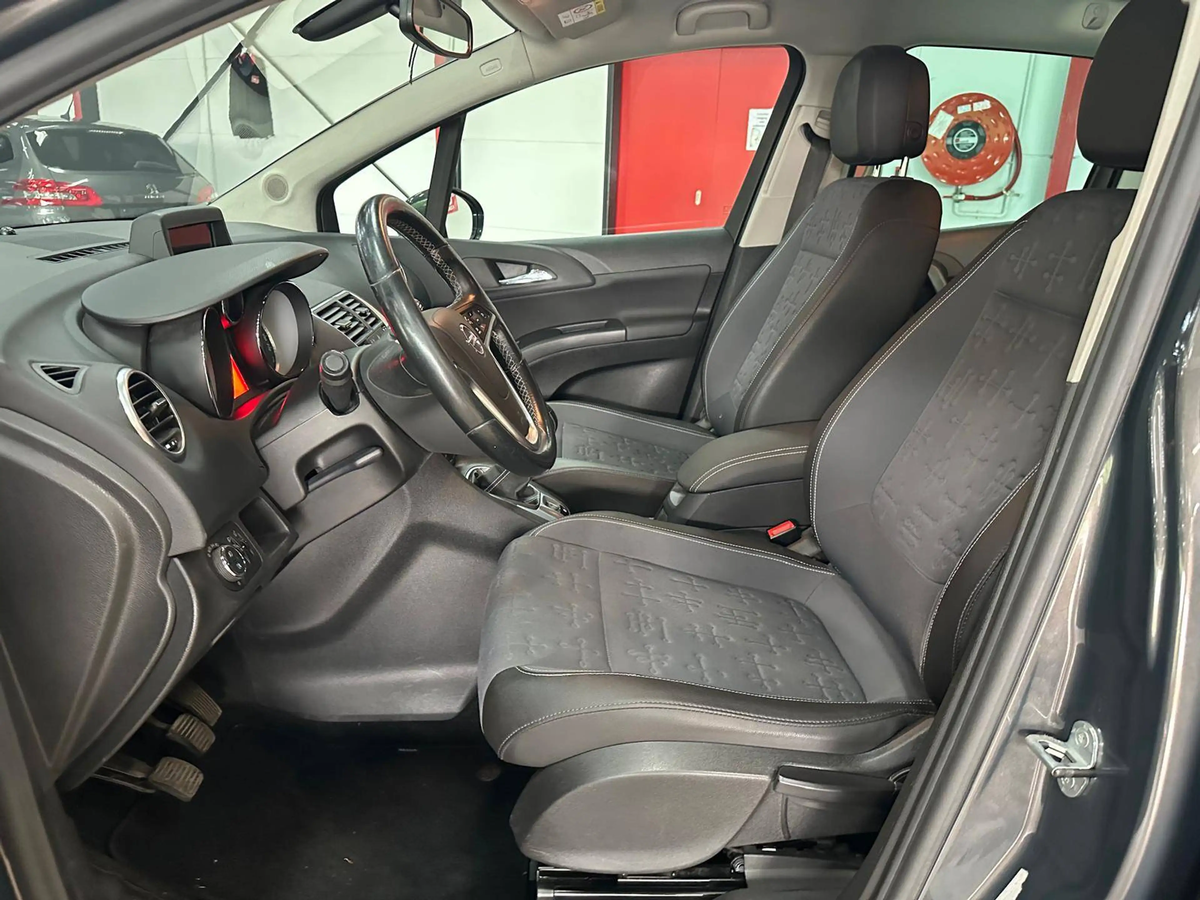 Opel Meriva Meriva 1.4 Turbo Ultimate Plus Edition — photo 10