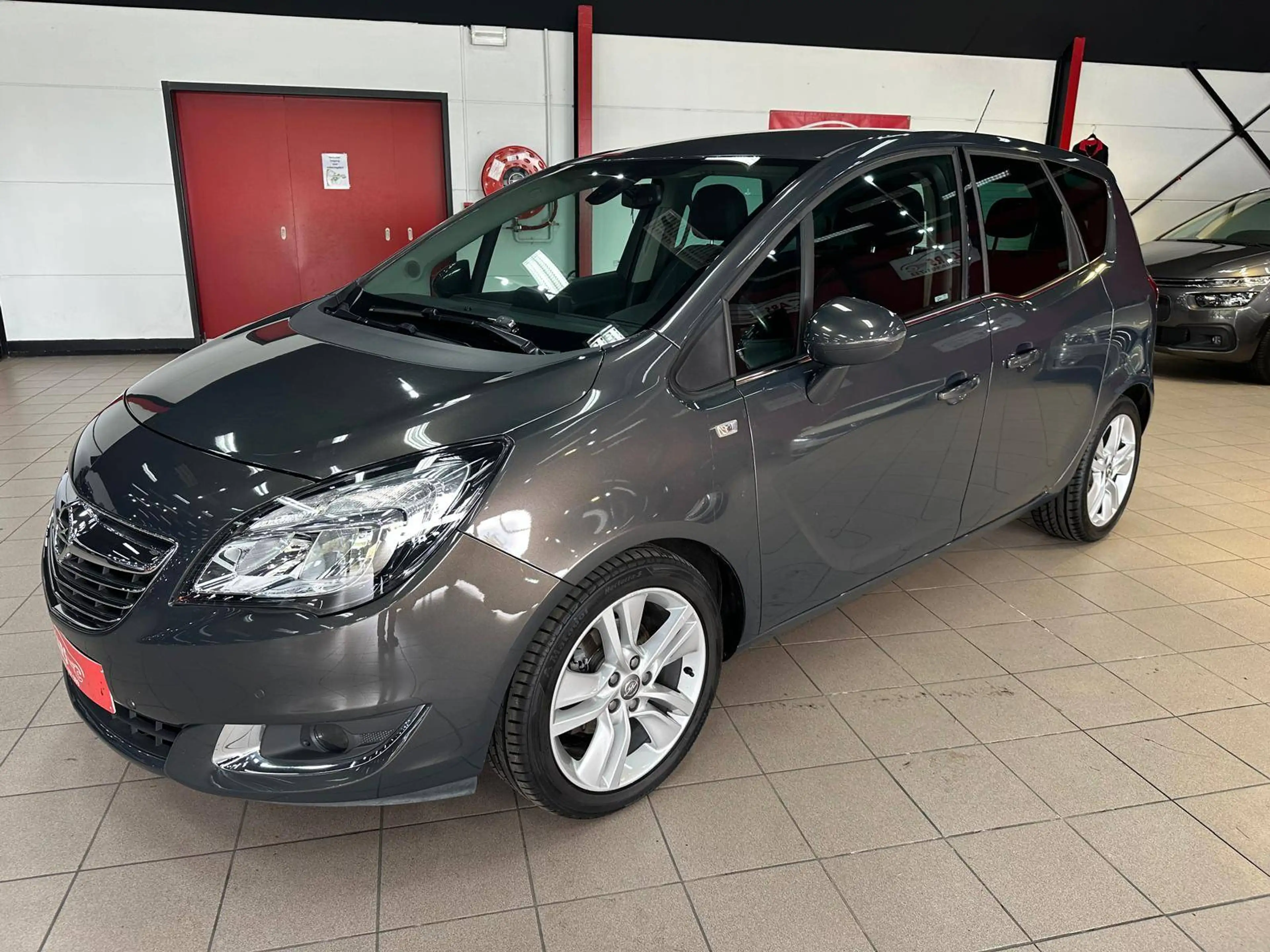 Opel Meriva Meriva 1.4 Turbo Ultimate Plus Edition — photo 3
