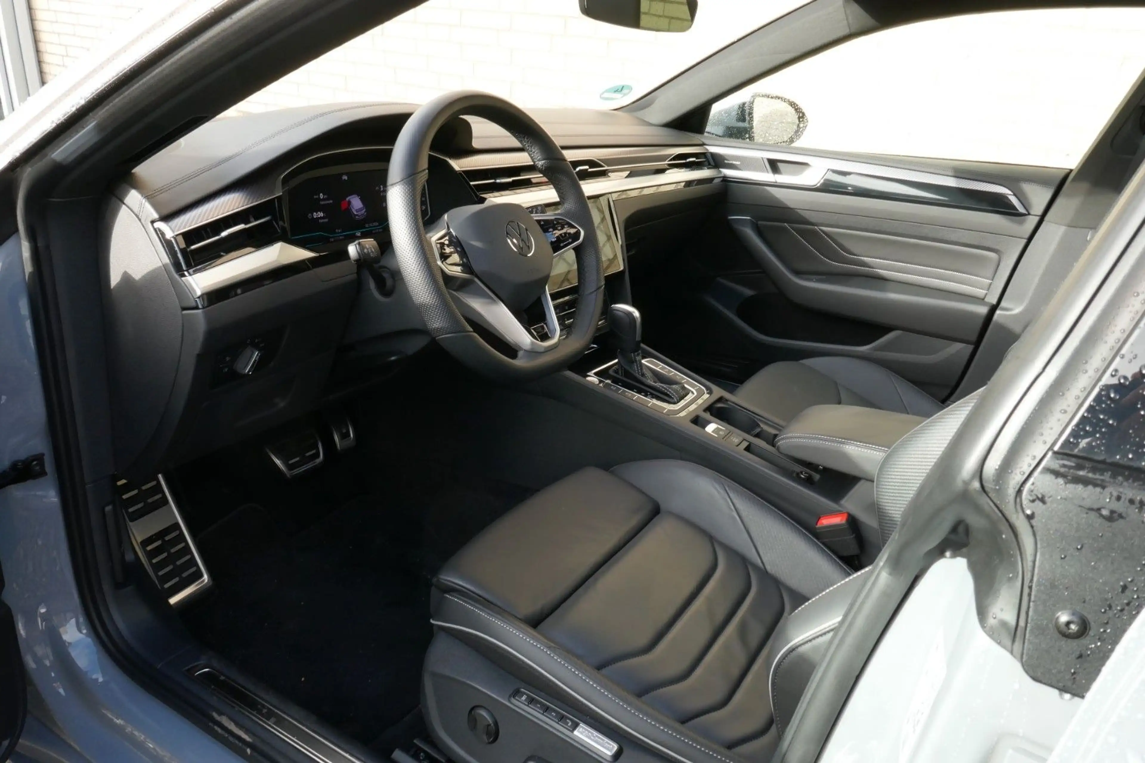 Volkswagen Arteon 2.0TSI 4M R-Line Pano Nappa 360 Stdhz AHK — photo 12