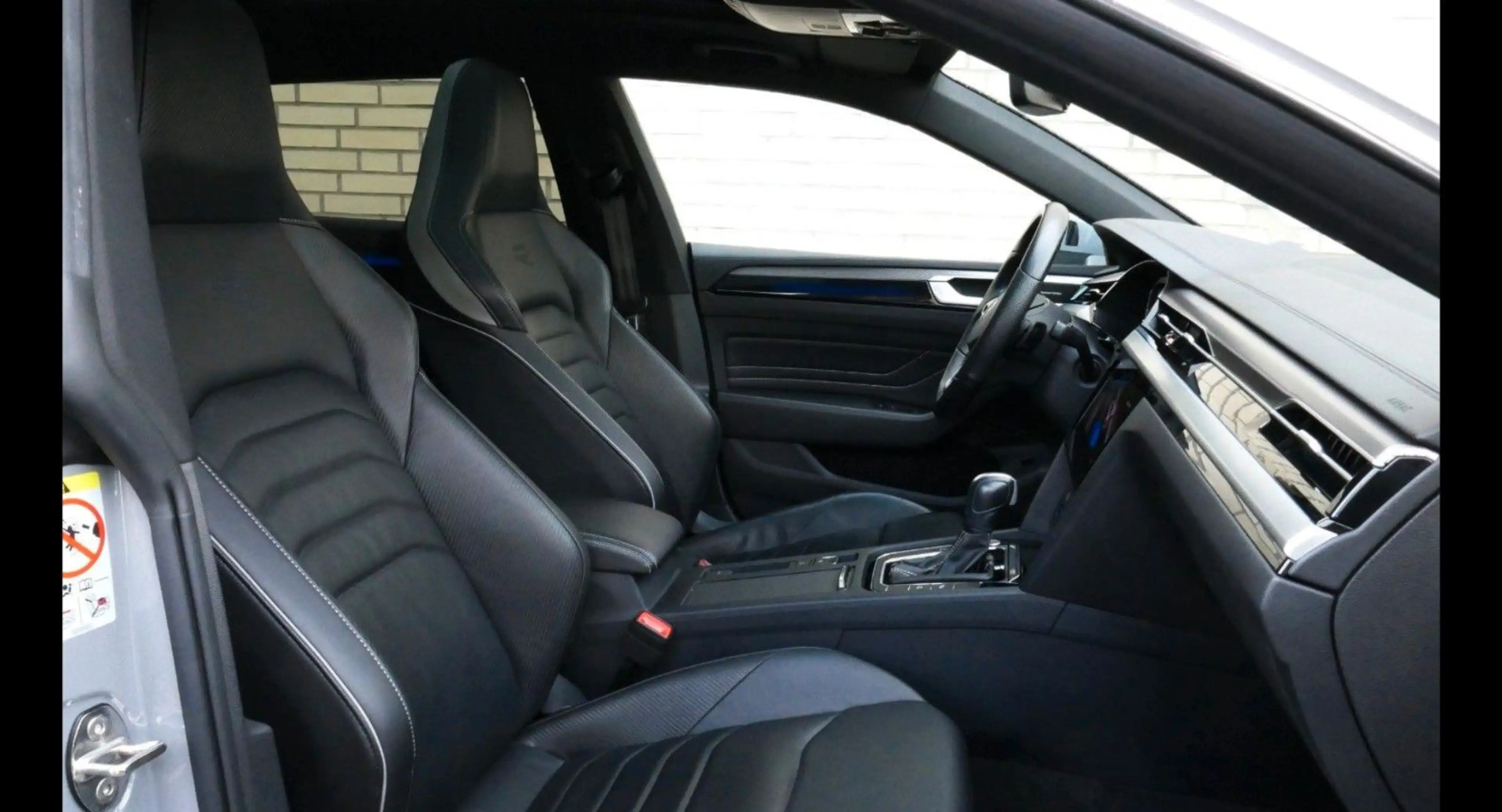 Volkswagen Arteon 2.0TSI 4M R-Line Pano Nappa 360 Stdhz AHK — photo 19