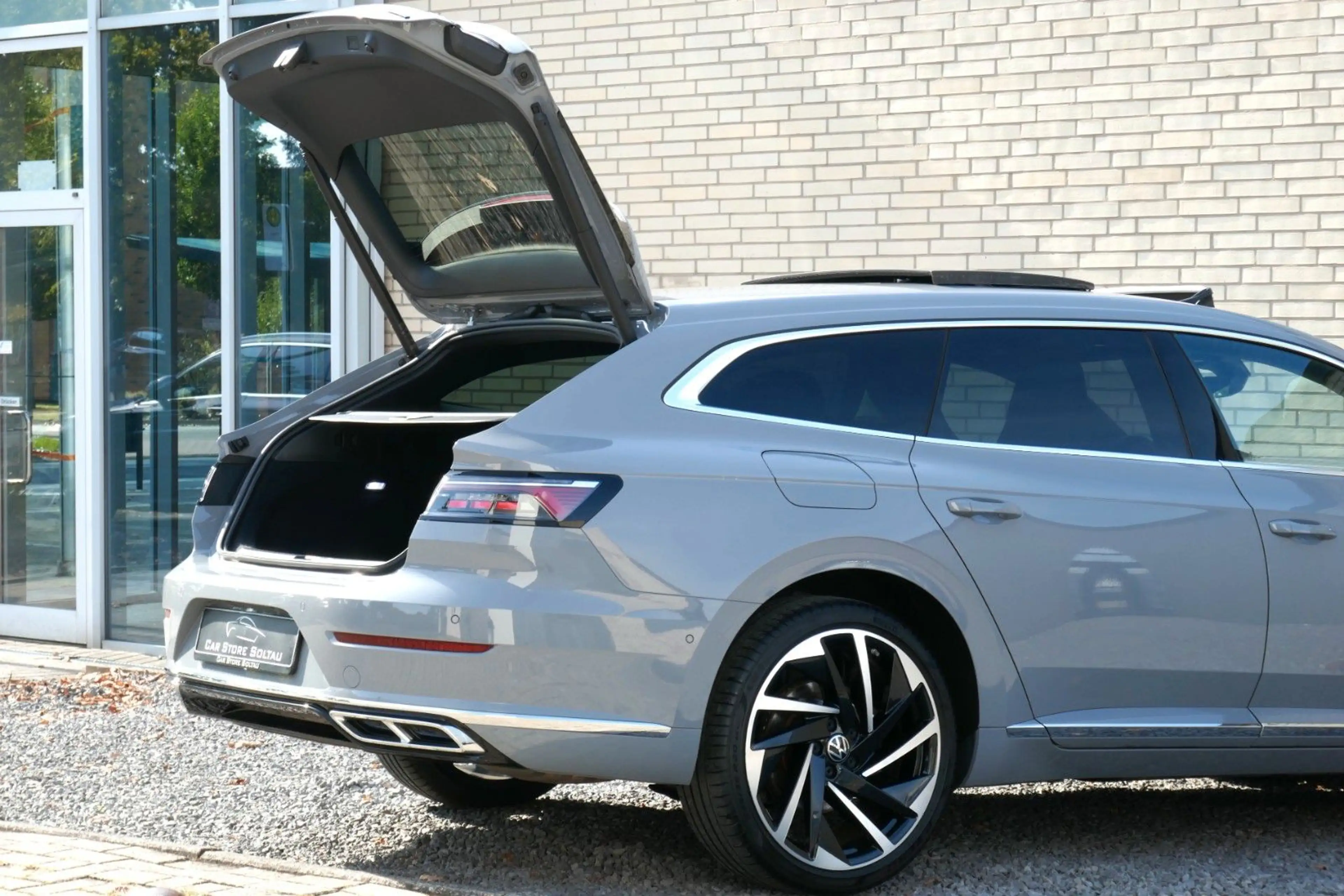 Volkswagen Arteon 2.0TSI 4M R-Line Pano Nappa 360 Stdhz AHK — photo 10