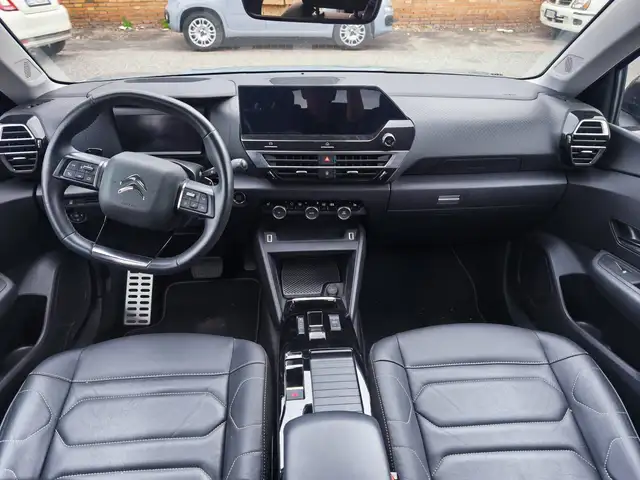 Citroen C4 view 7