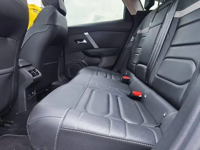 Citroen C4 view 12