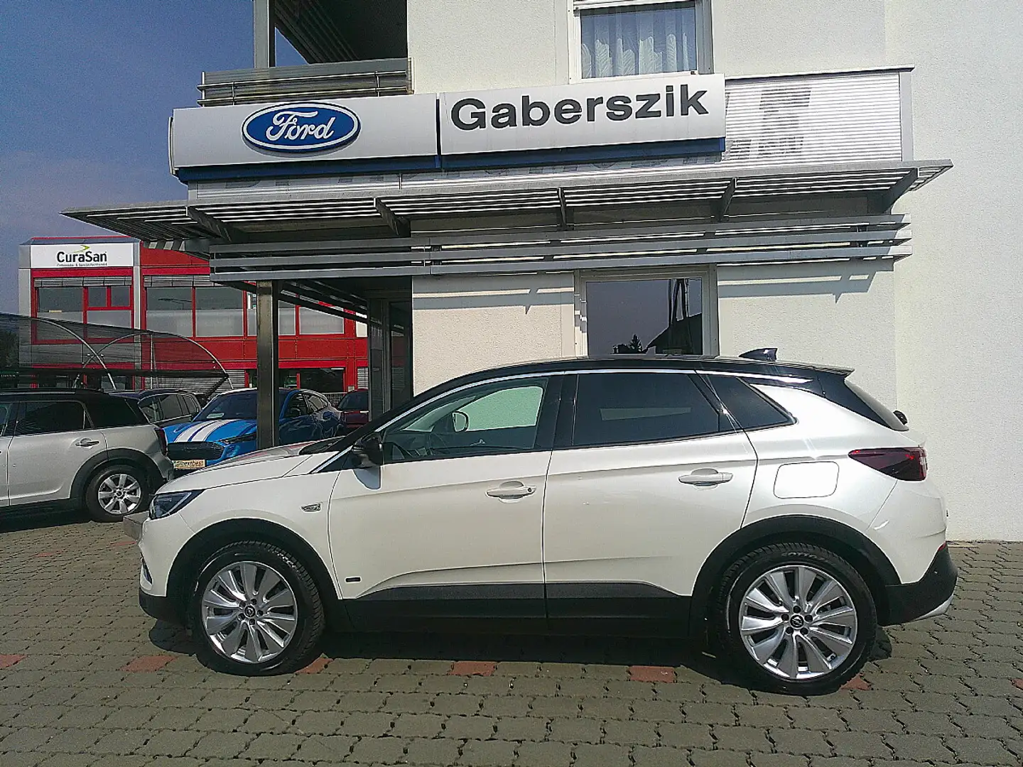 Opel Grandland X 1,6 Turbo PHEV Innovation Weiß - 2