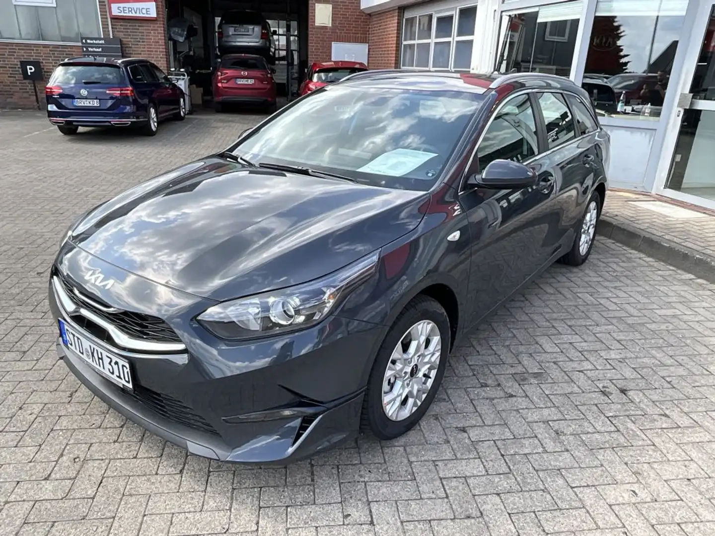 Kia Ceed / cee'd SW 1.6 CRDi (48V Mild-Hybrid) DCT7 Vision - 2
