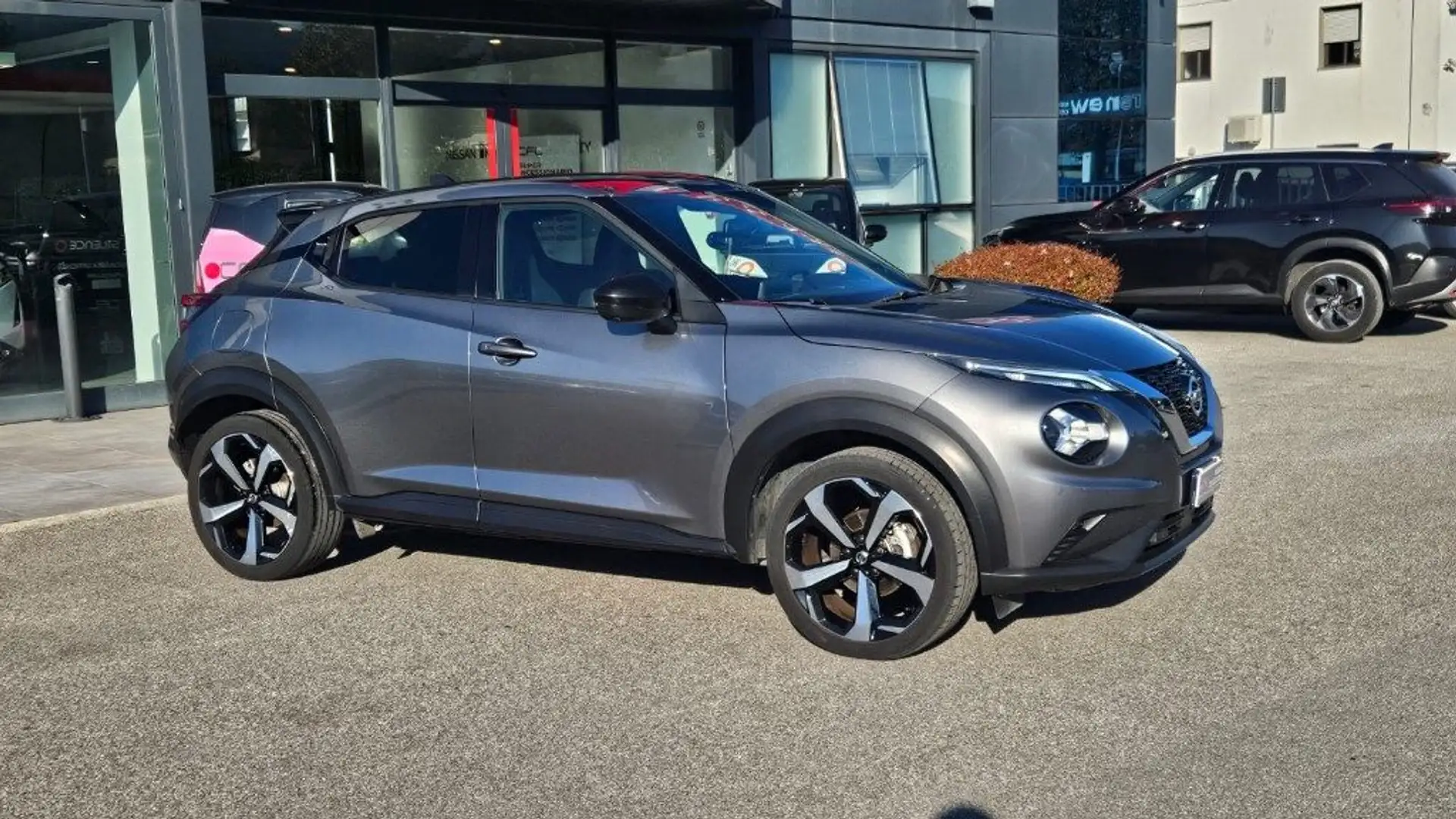 Nissan Juke 1.0 DIG-T 114 CV Tekna Grigio - 1
