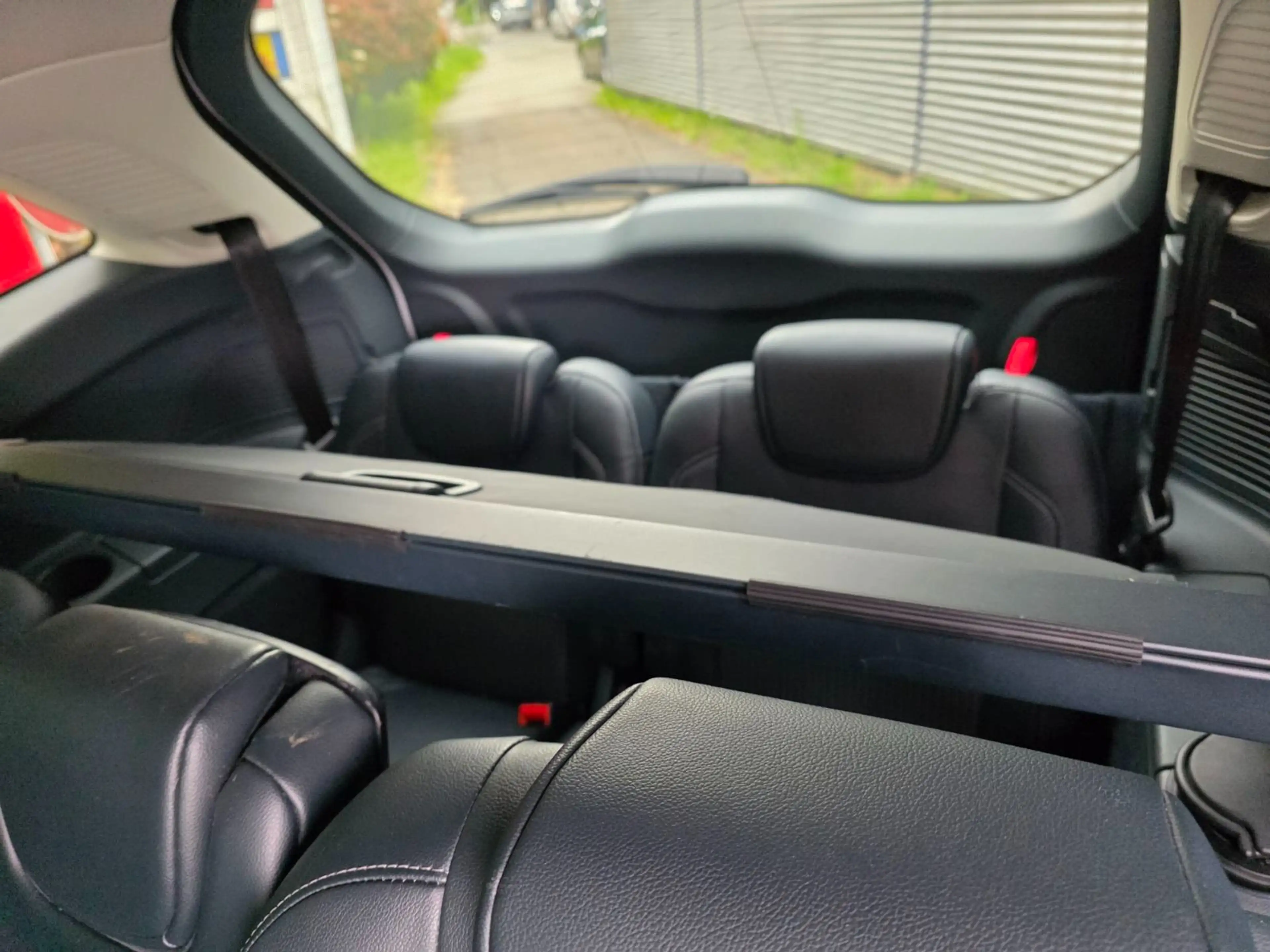 Ford Grand C-Max Titanium Navi Klima 7 Sitze.Preis inkl Neu Tüv — photo 15