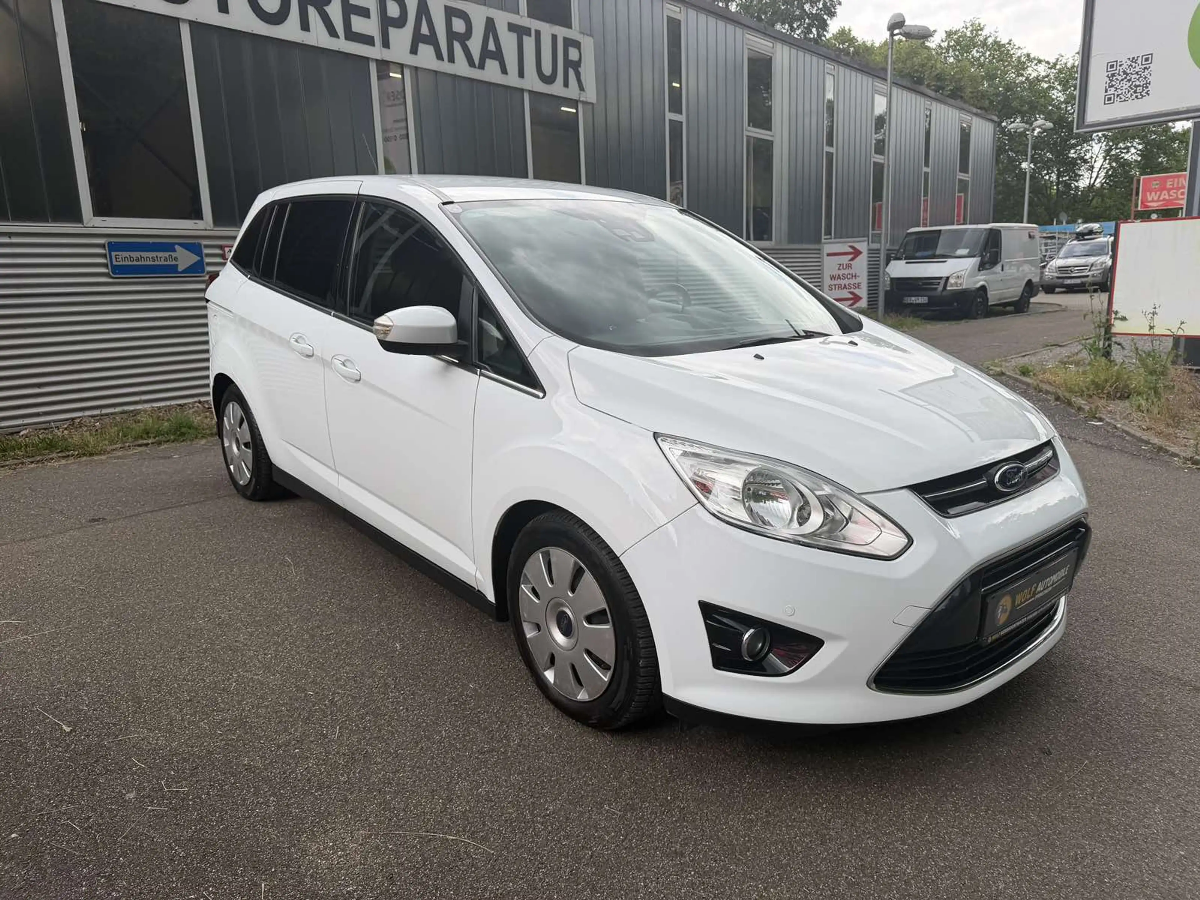 Ford Grand C-Max Titanium Navi Klima 7 Sitze.Preis inkl Neu Tüv — photo 2