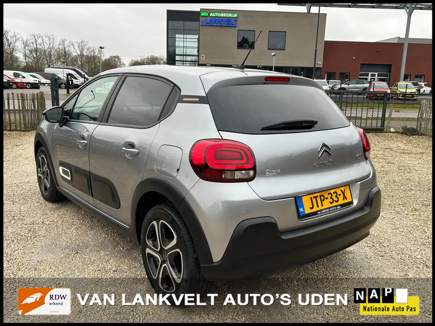 Citroen C3 1.2 PureTech Feel Edition navi, cruise, Apple car Grau - 2