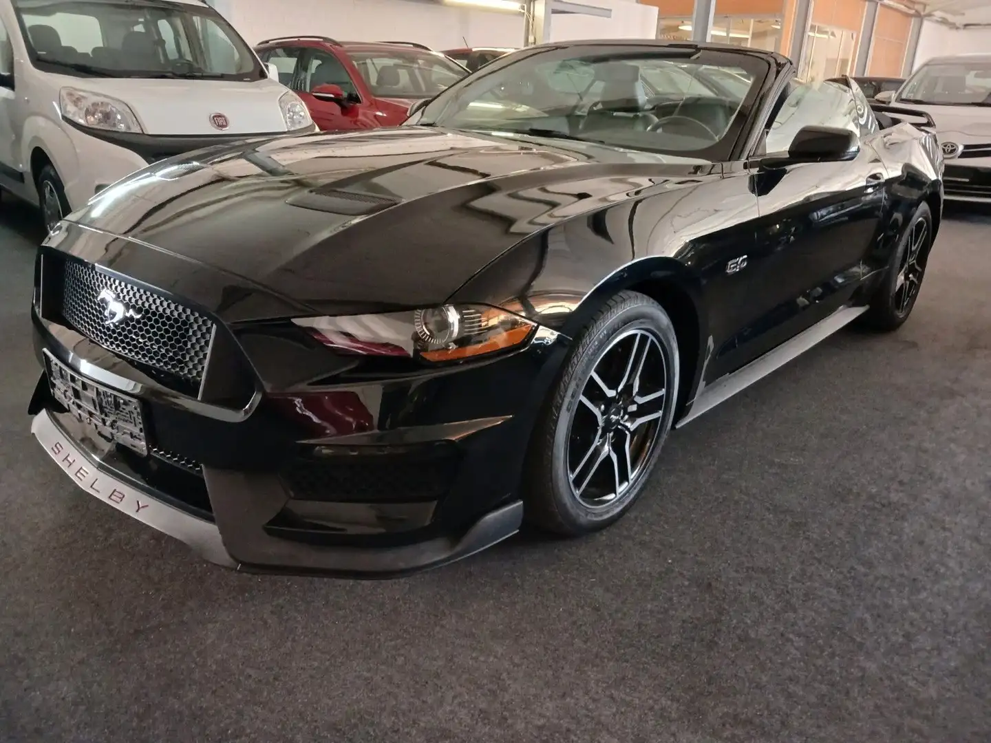 Ford Mustang CONVERT GT Zwart - 1