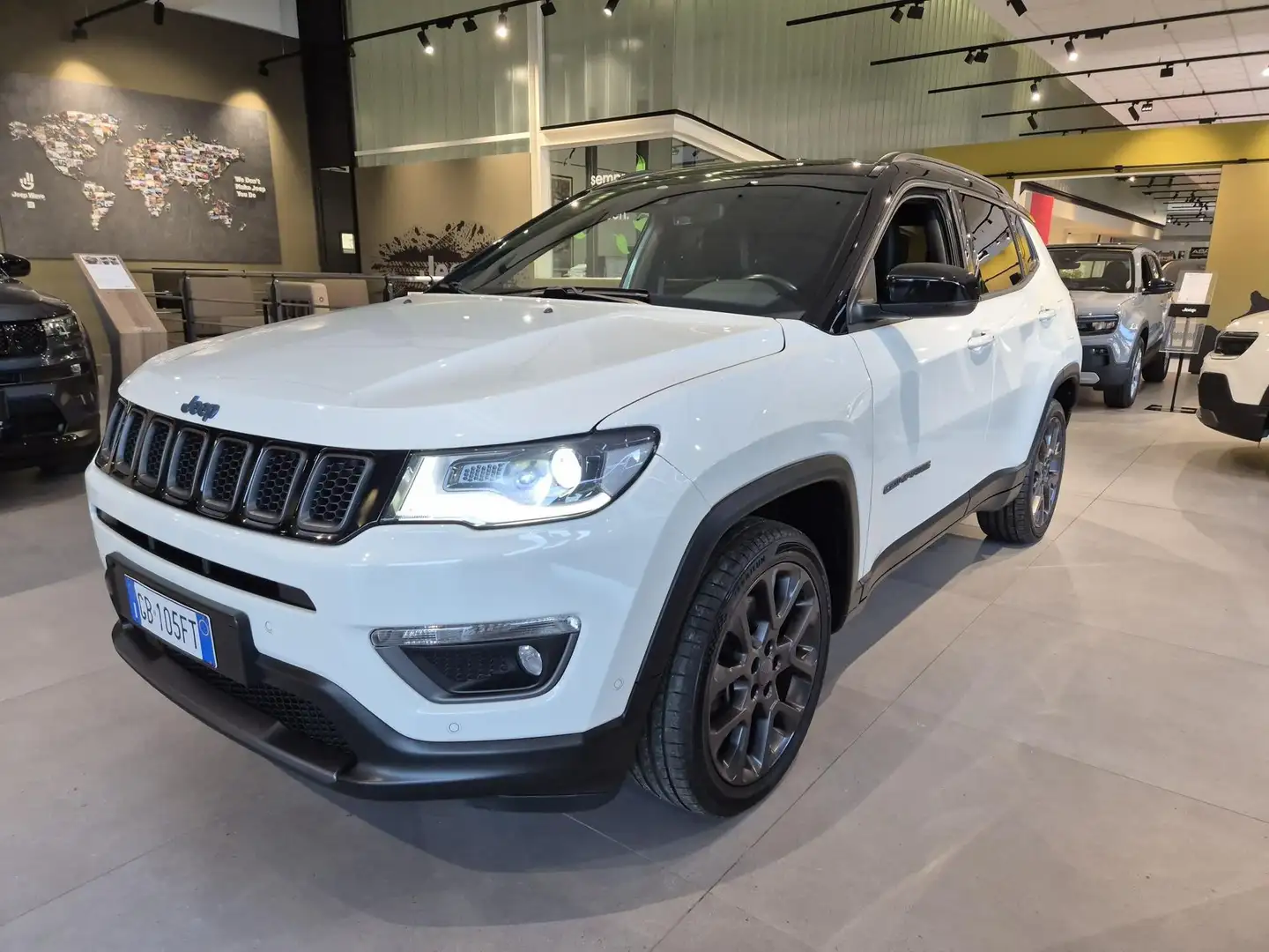 Jeep Compass Compass S 240 CV PHEV AT6 4xe Weiß - 1