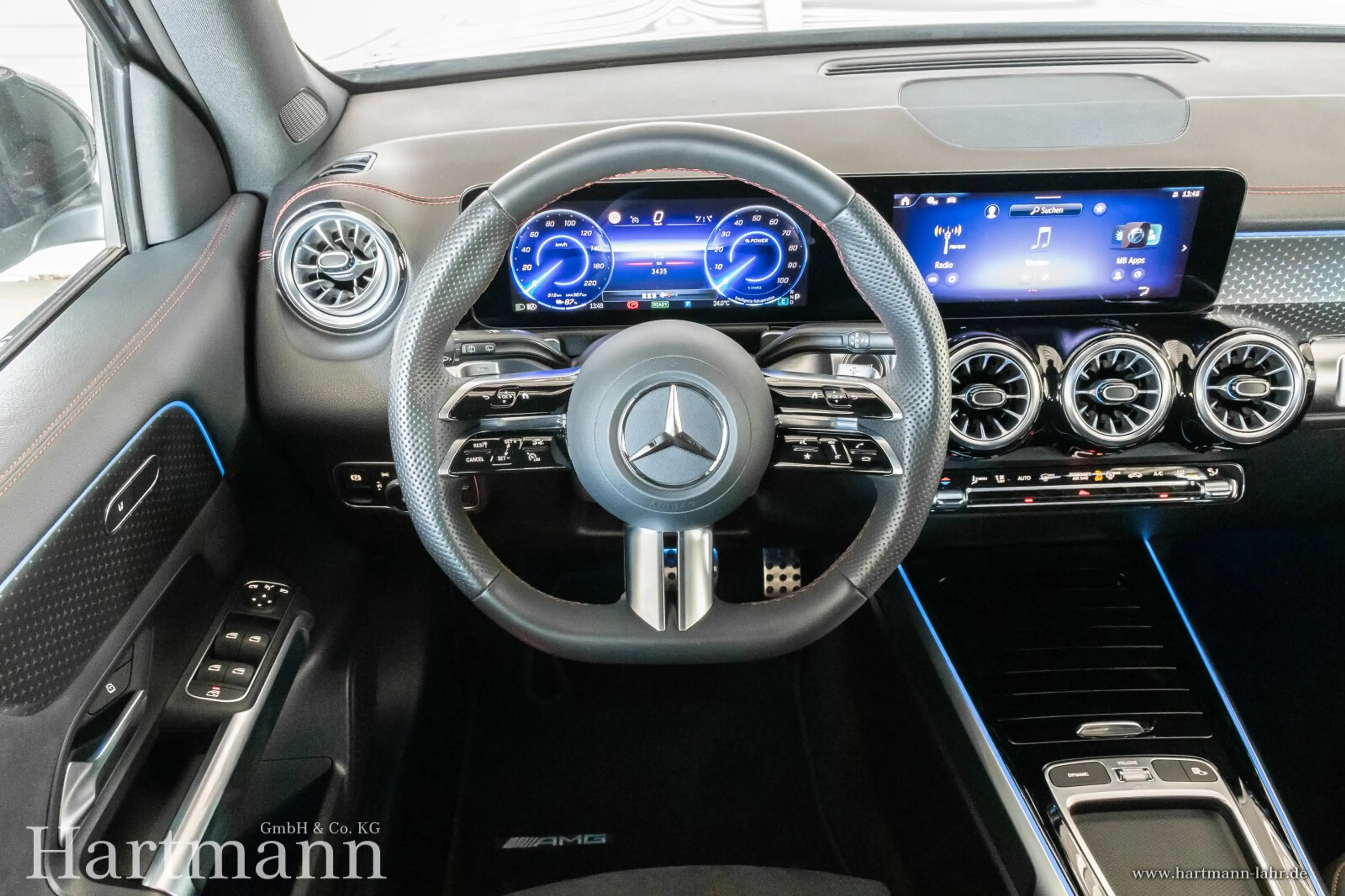 Mercedes-Benz EQB 300 EQB 300 4MATIC AMG Advanced Night AHK Totwinkel — photo 10